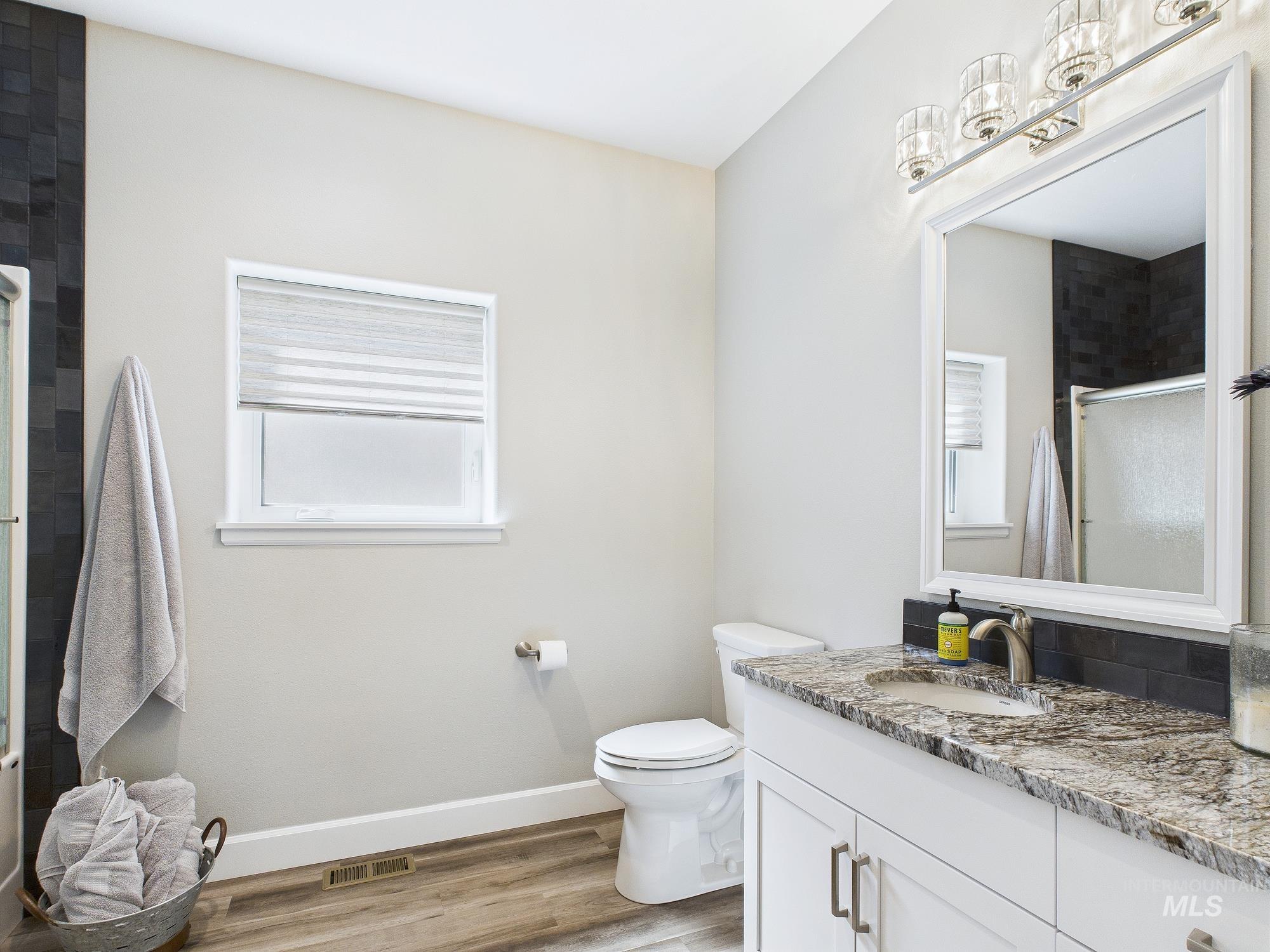 2102 Alder Ave Unit: A