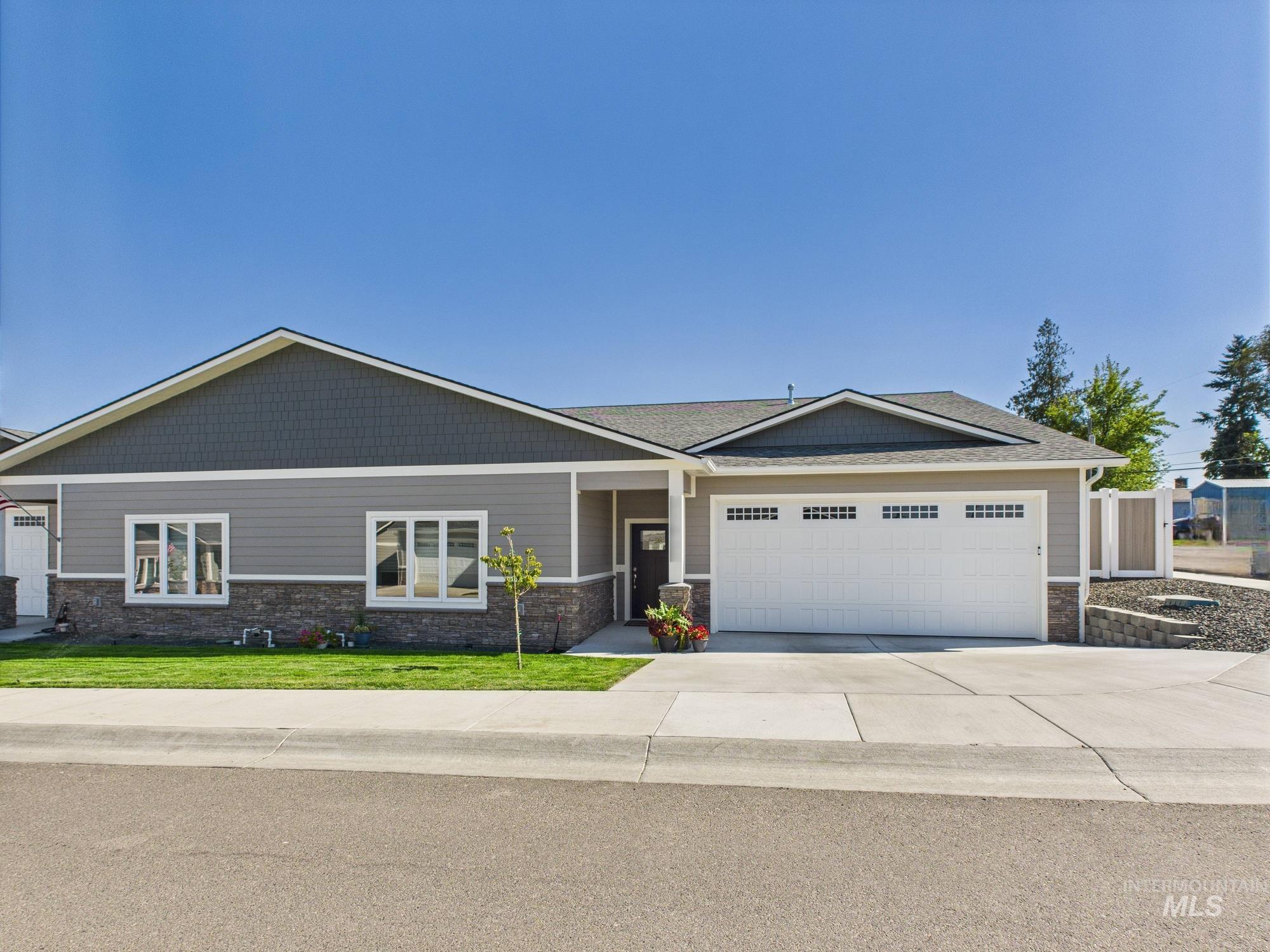 2102 Alder Ave Unit: A