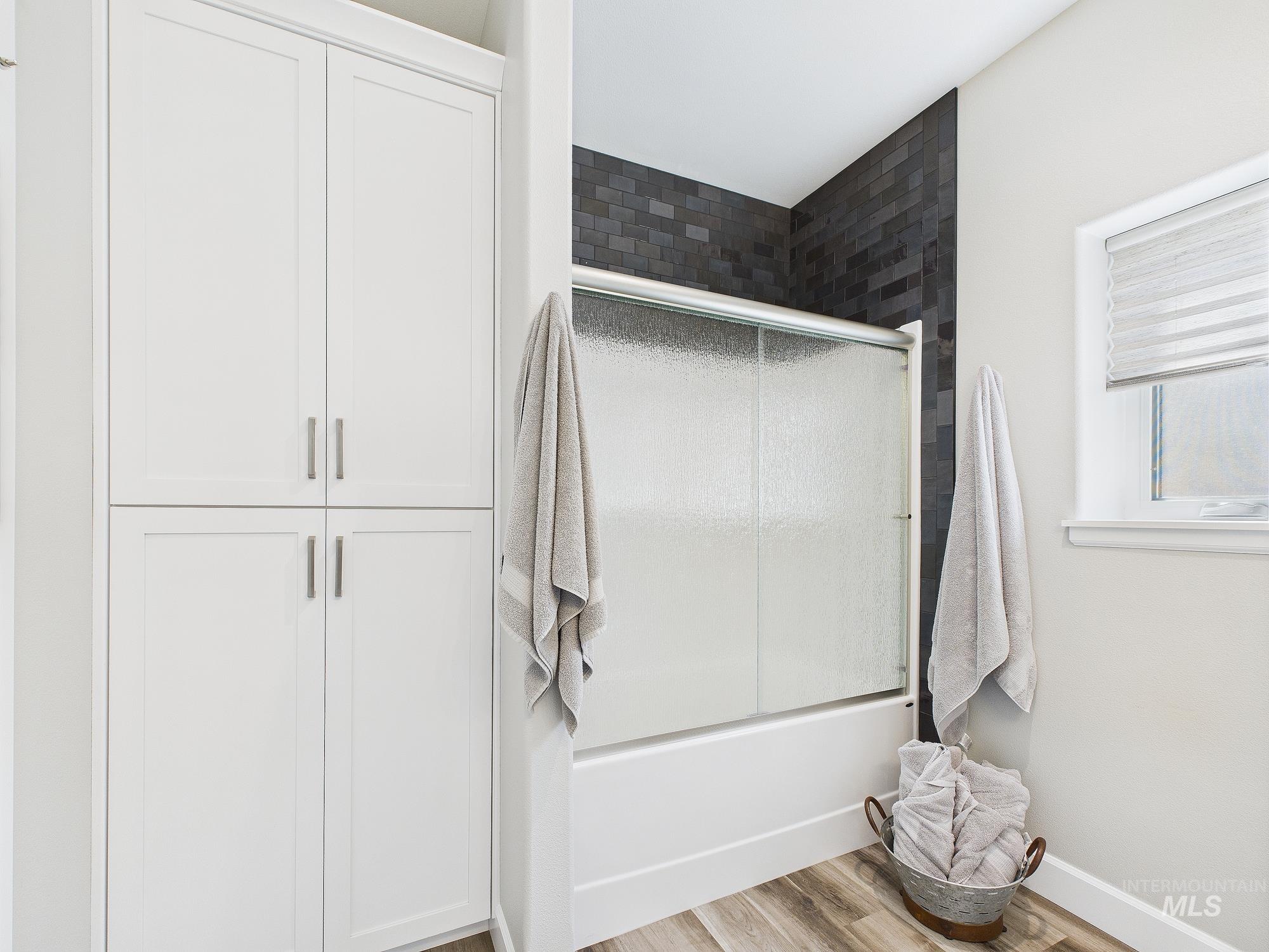 2102 Alder Ave Unit: A