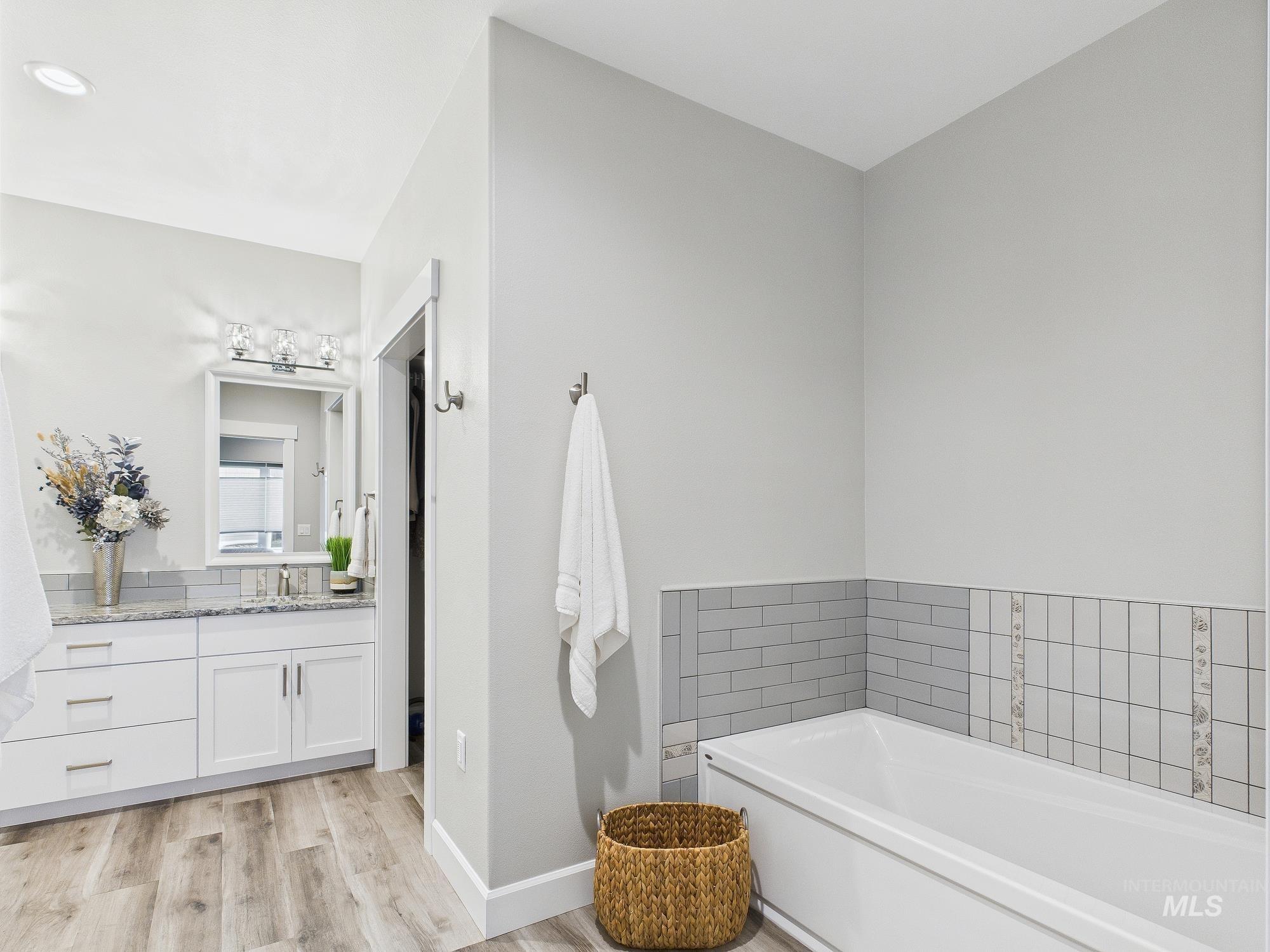 2102 Alder Ave Unit: A