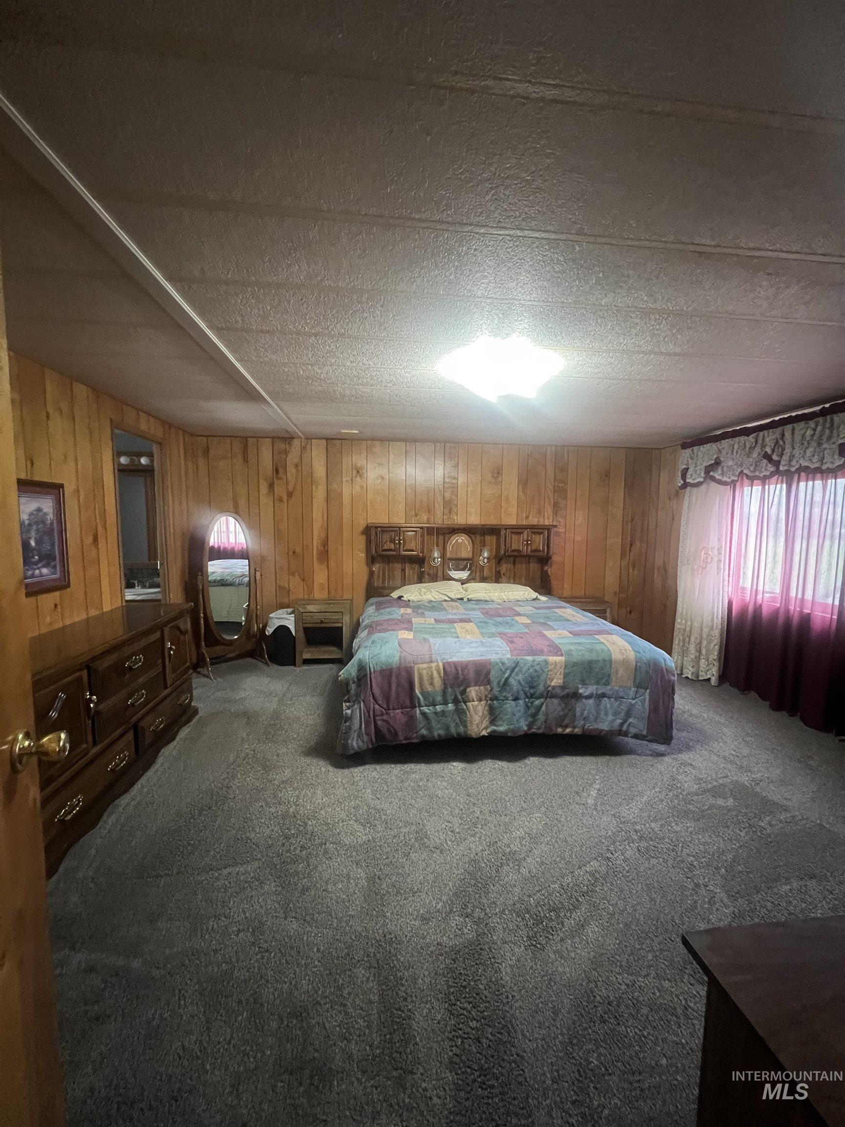 24734 Thunder Hill Rd