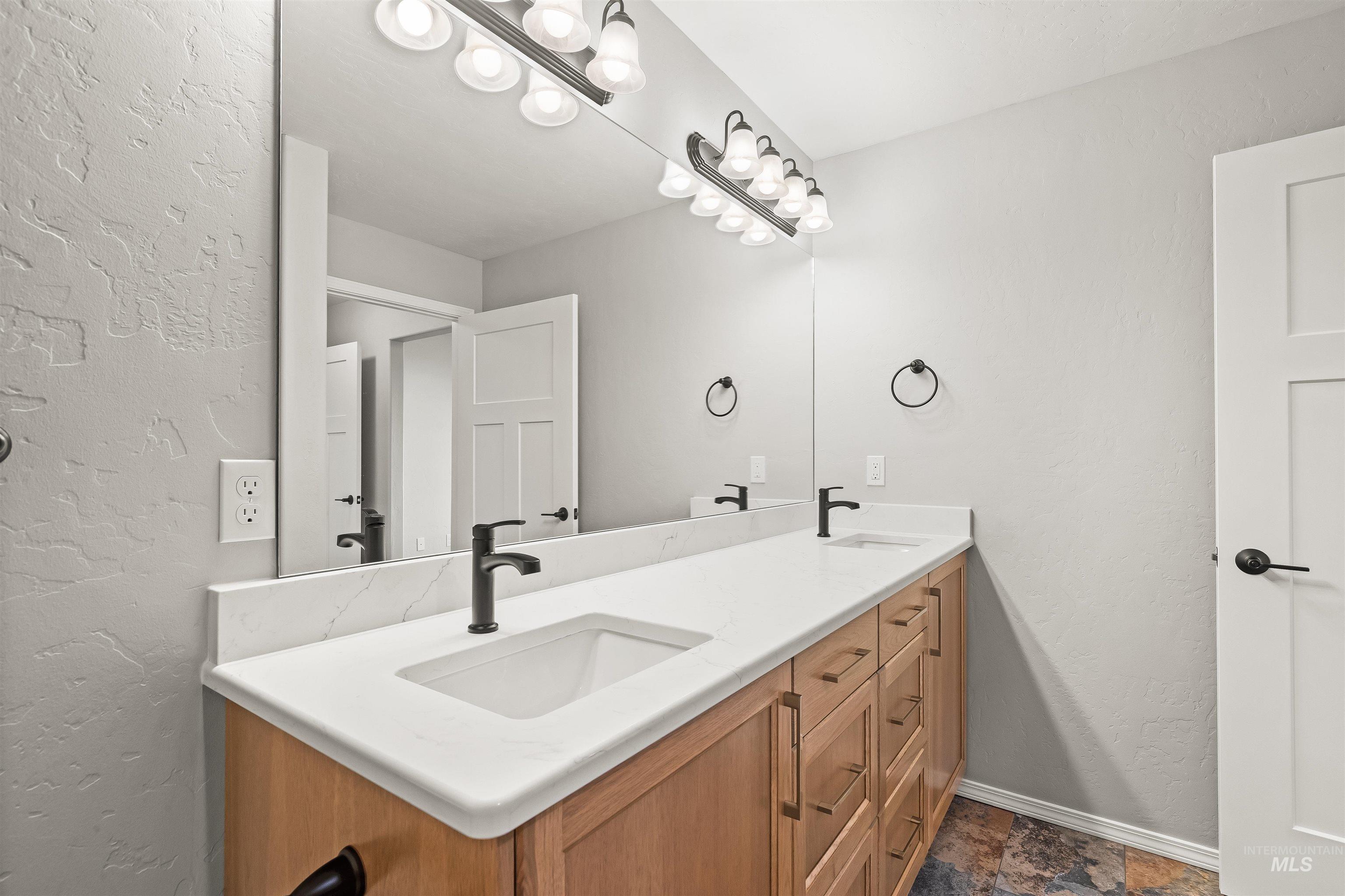 337 Park Dr Unit: B