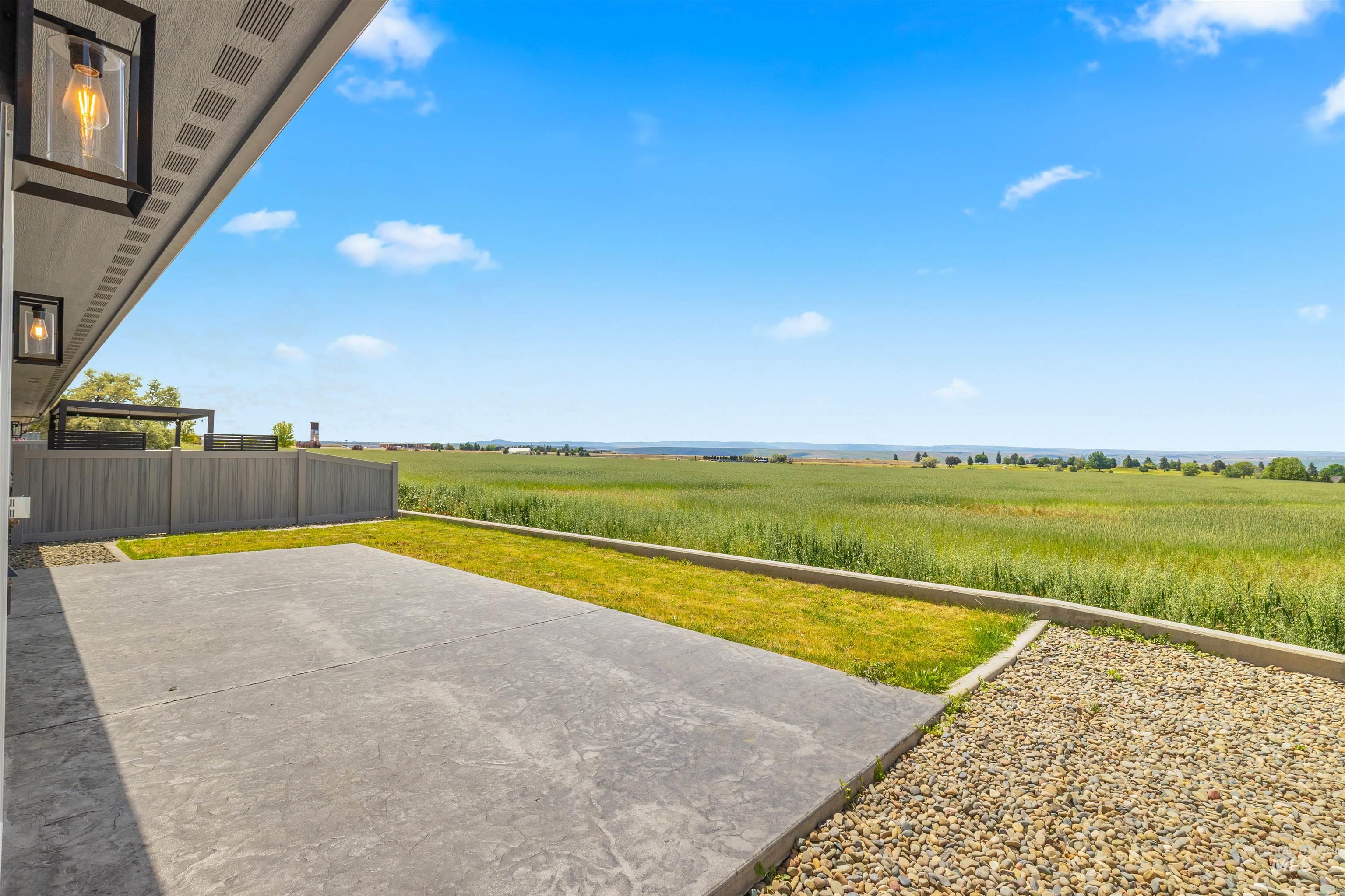 337 Park Dr Unit: B