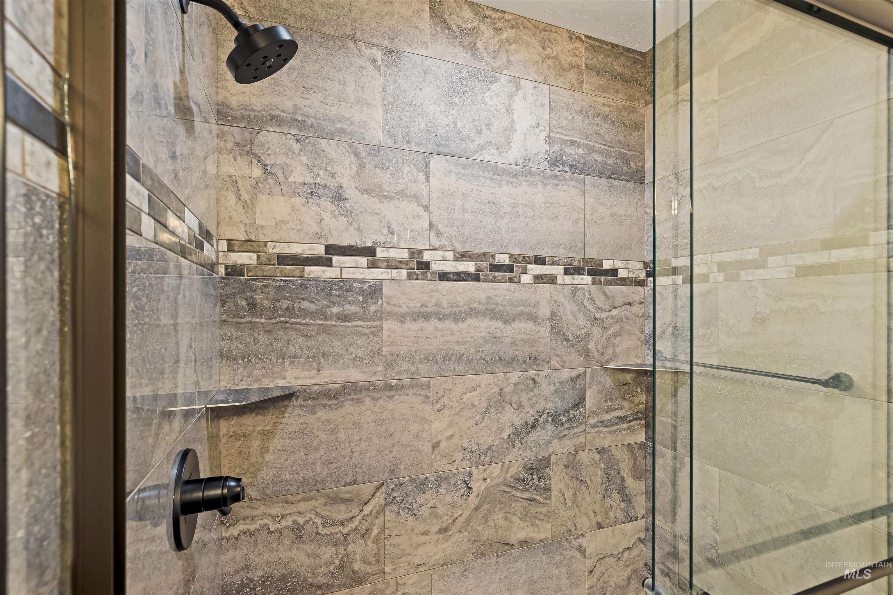 337 Park Dr Unit: B
