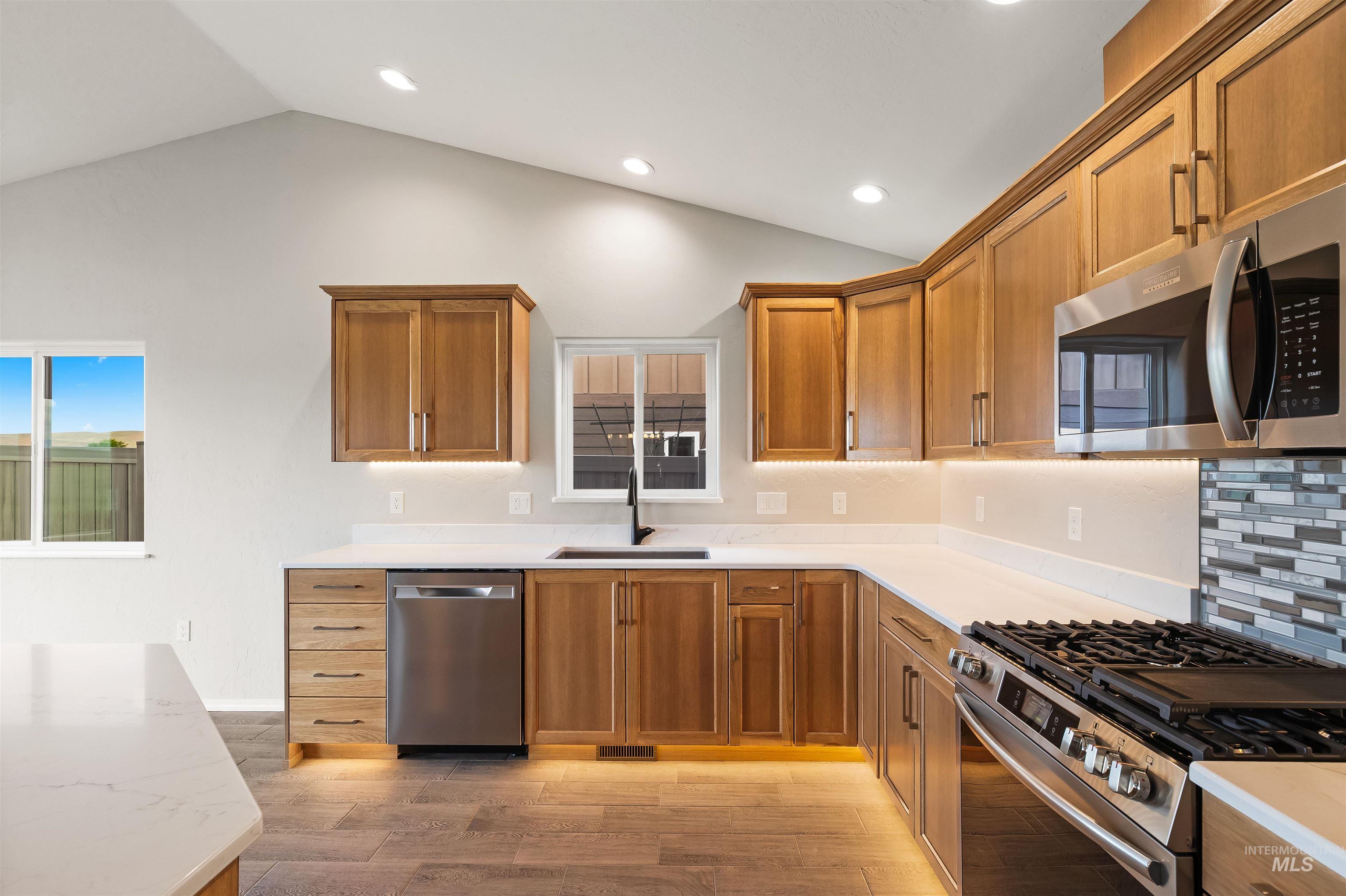 337 Park Dr Unit: B