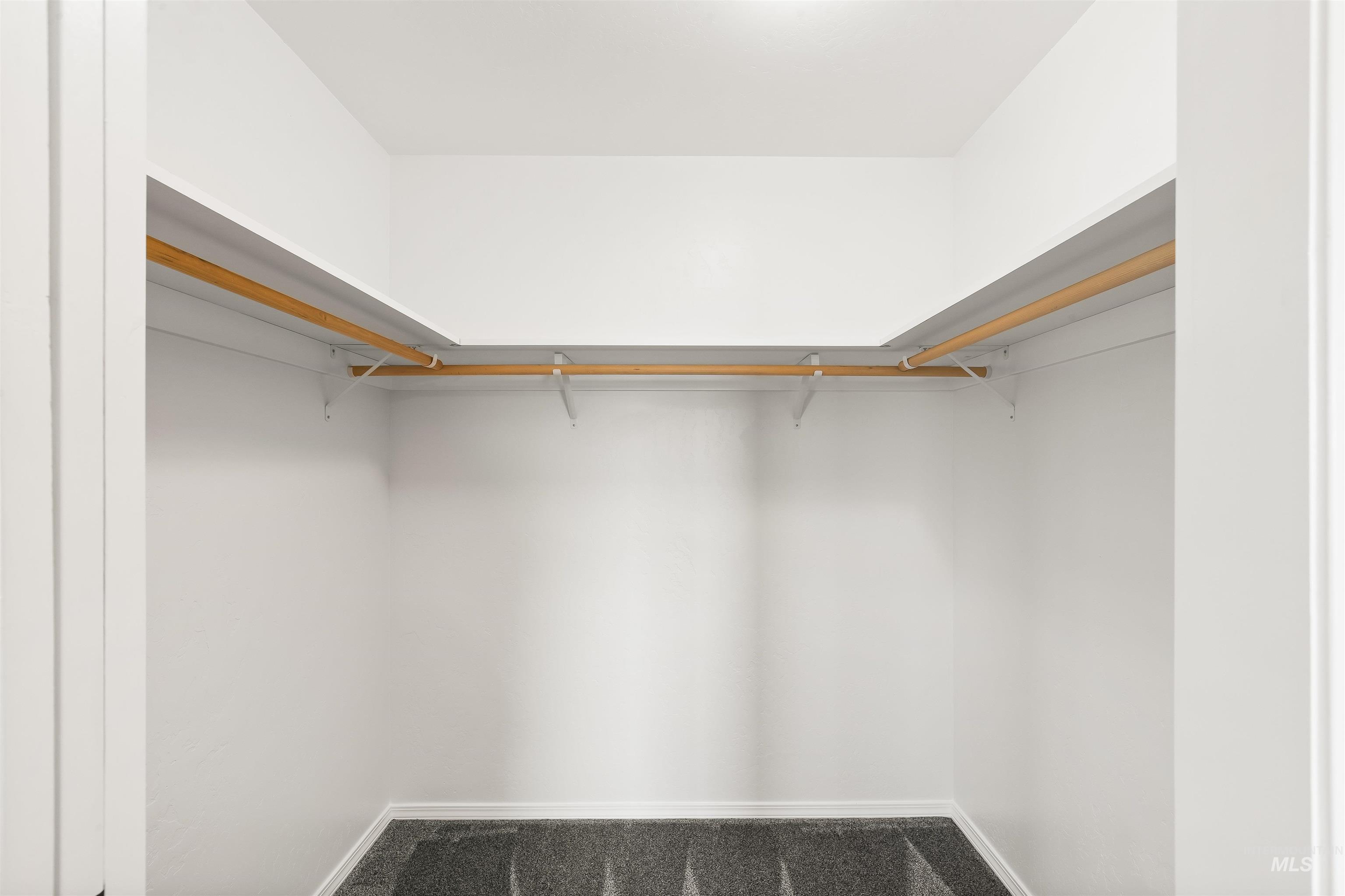337 Park Dr Unit: B