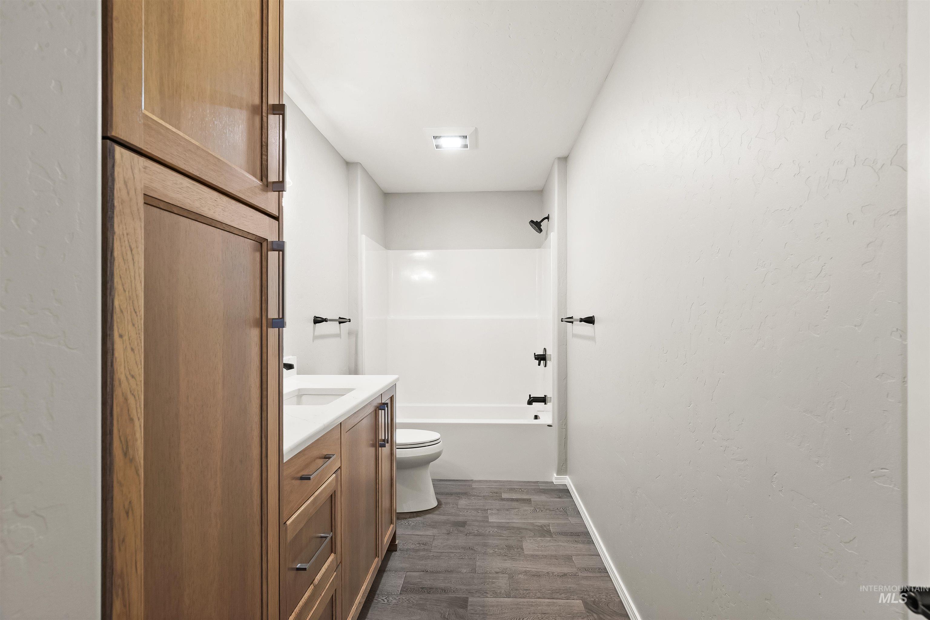 337 Park Dr Unit: B