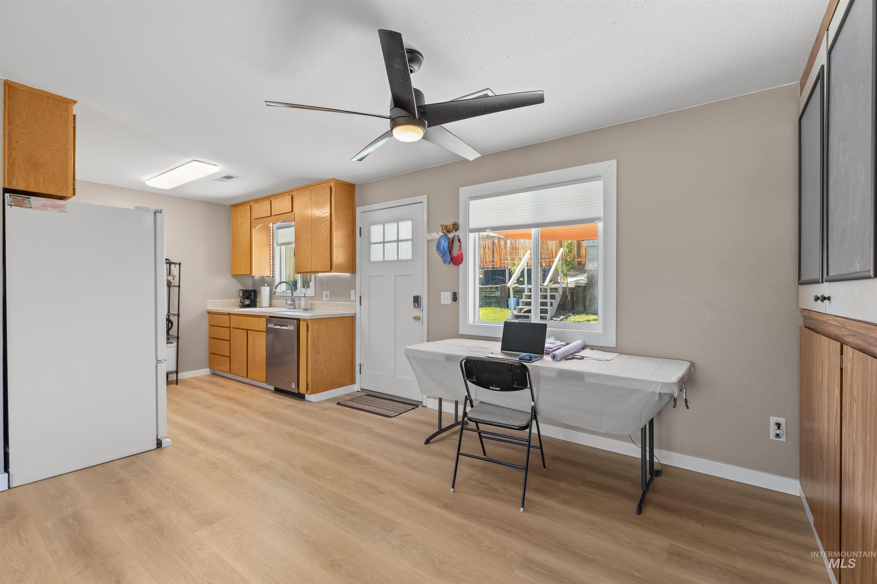 406 2nd Street