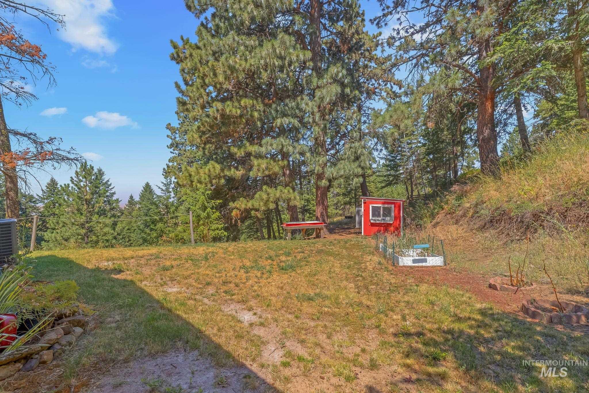 40936 Bobcat Lane