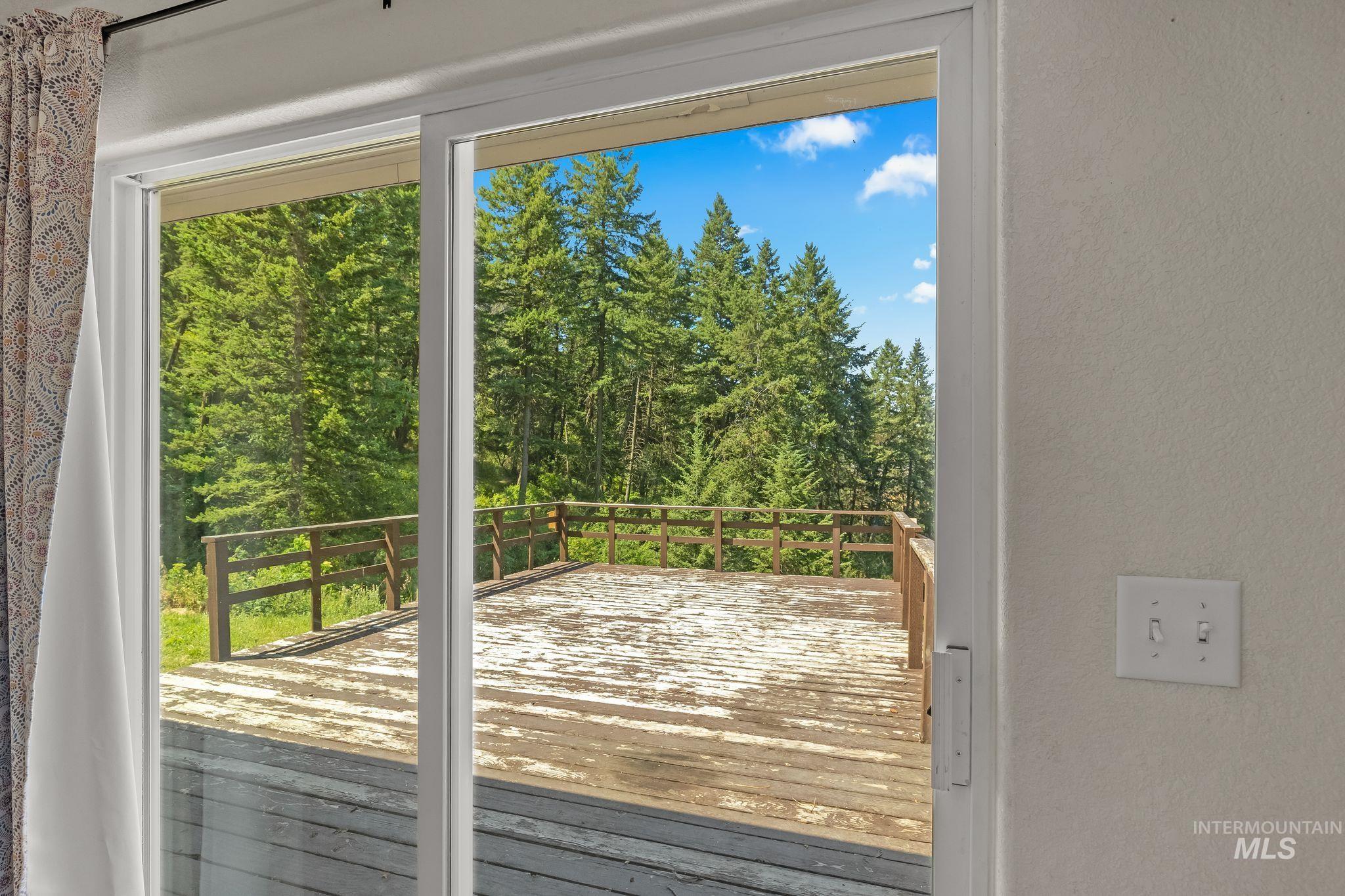 40936 Bobcat Lane