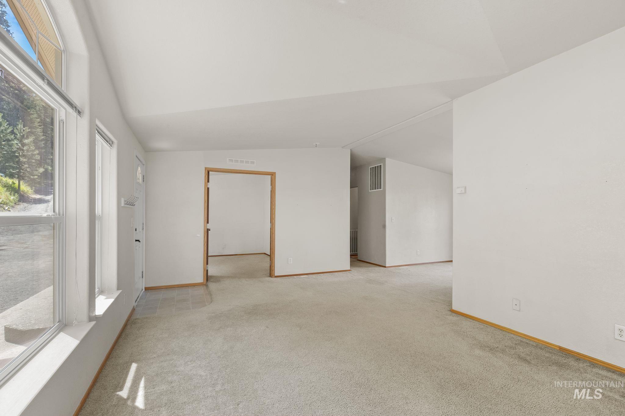 40936 Bobcat Lane