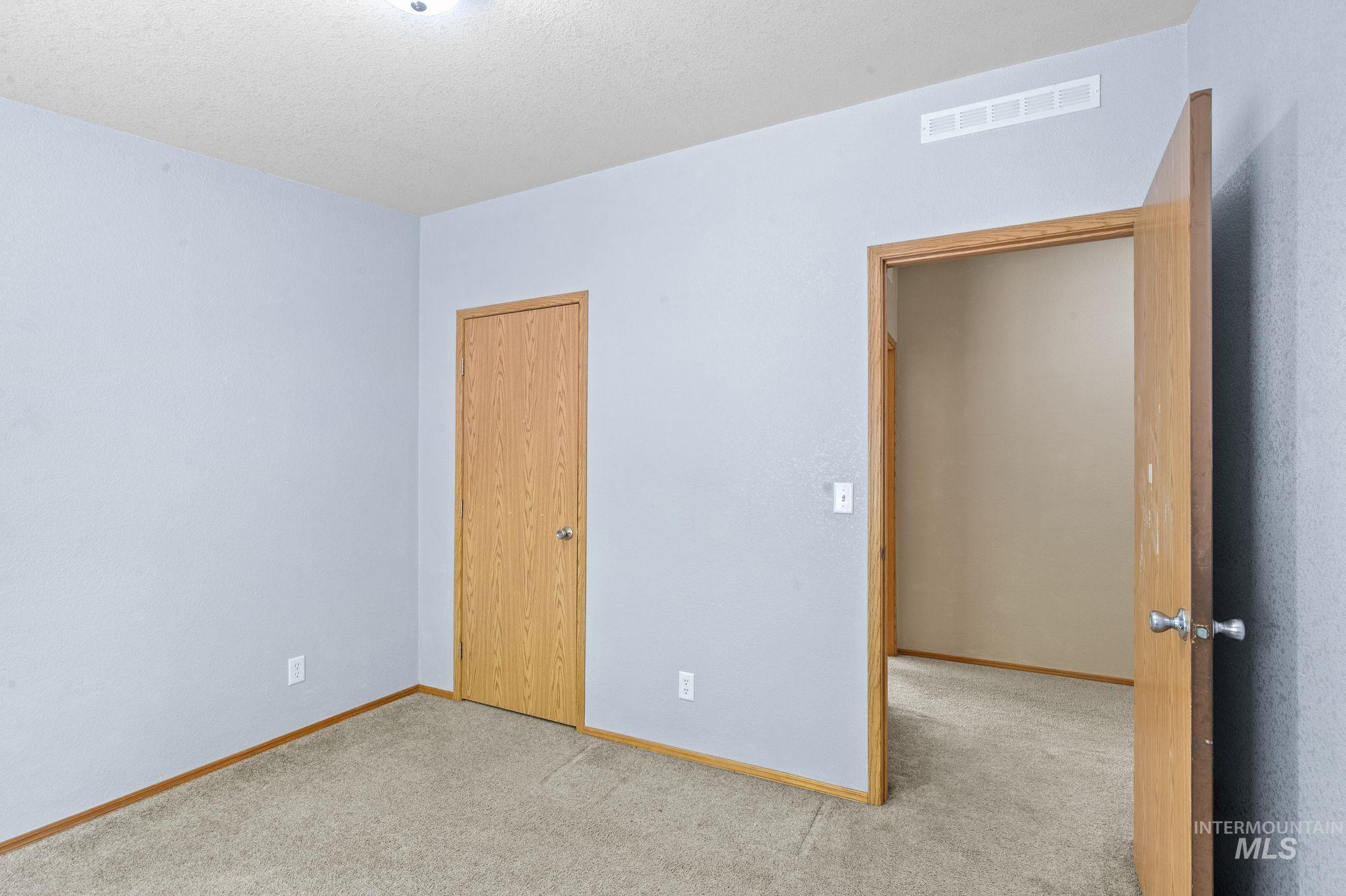 40936 Bobcat Lane