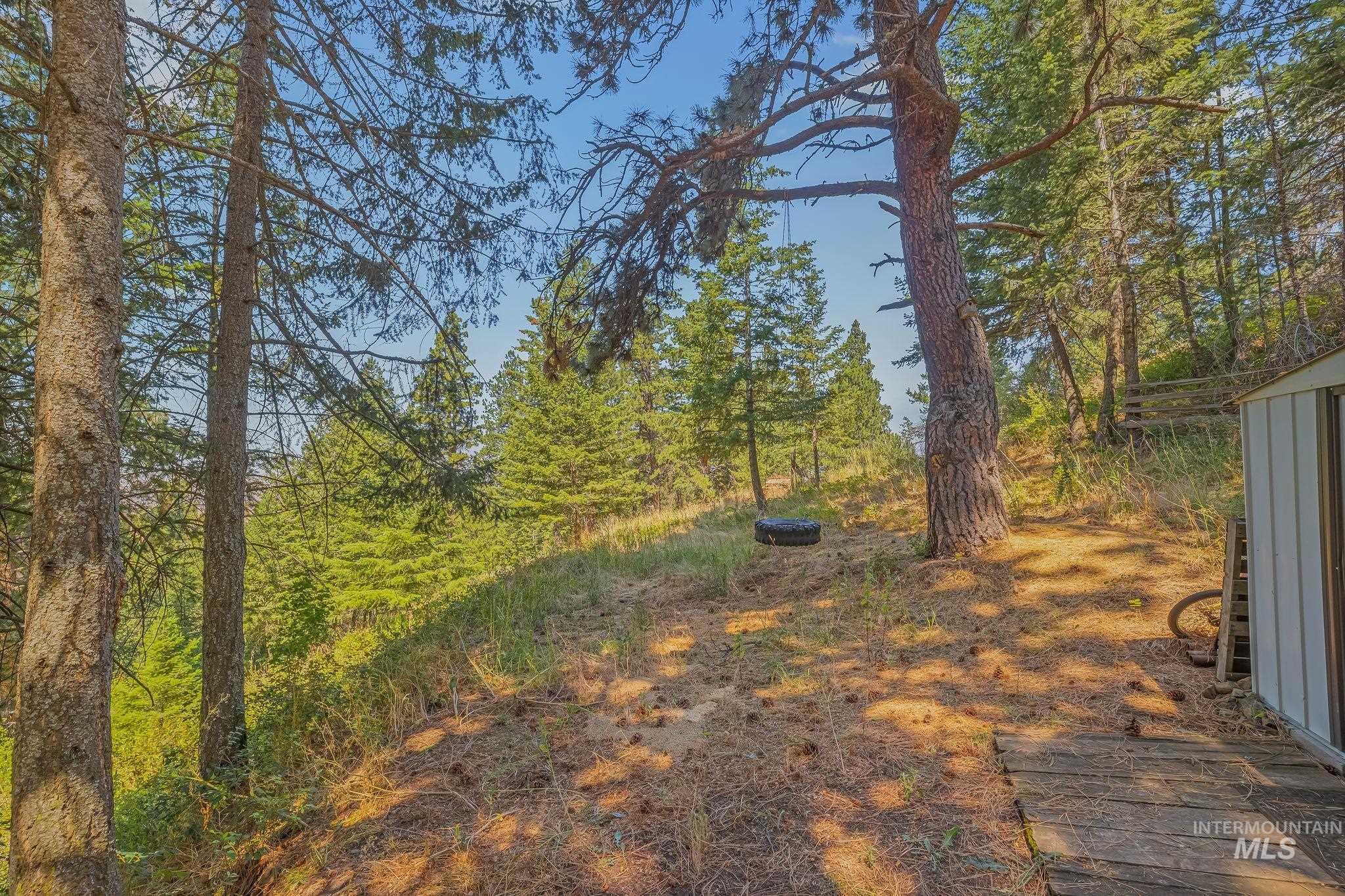 40936 Bobcat Lane