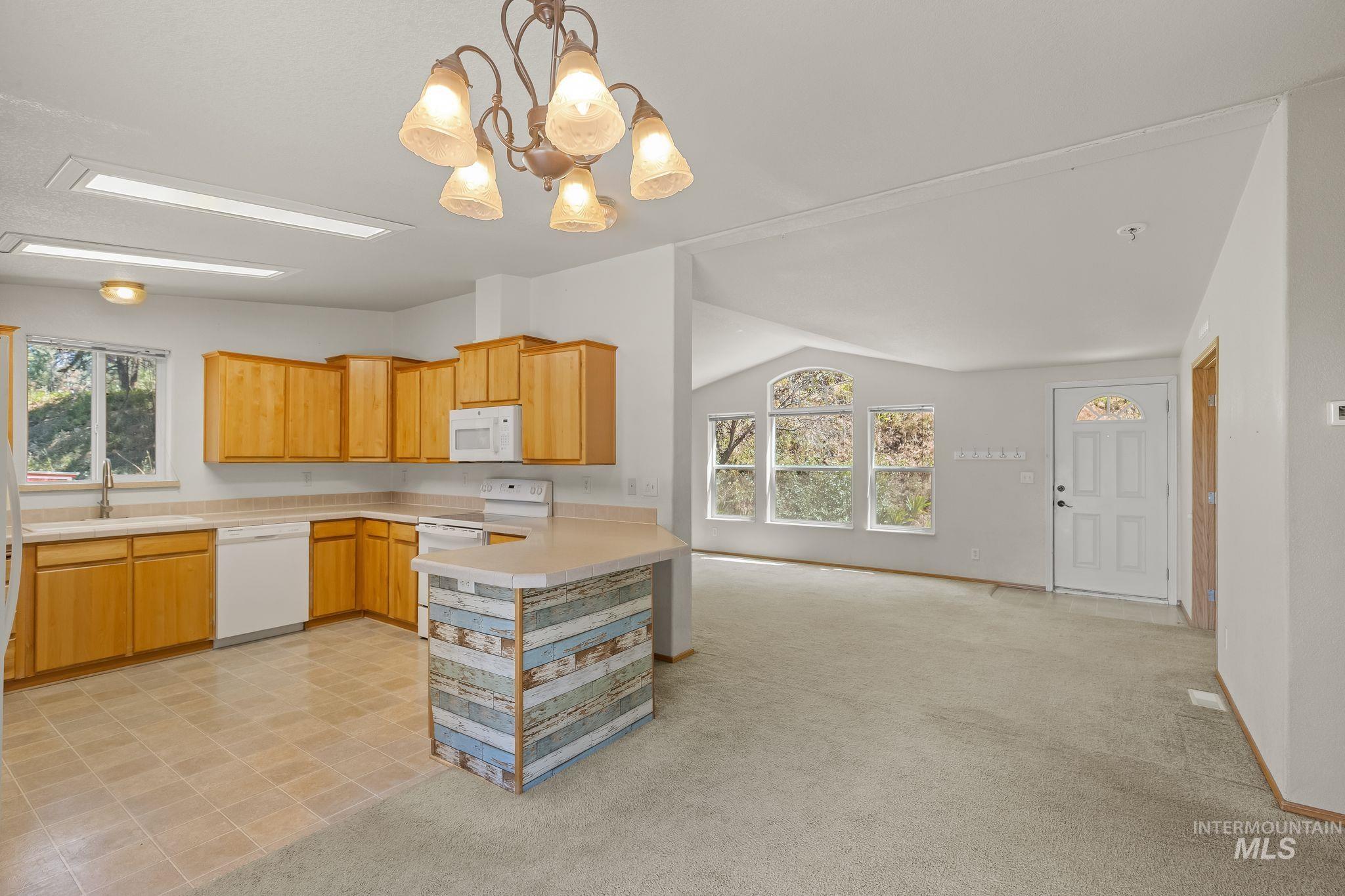 40936 Bobcat Lane