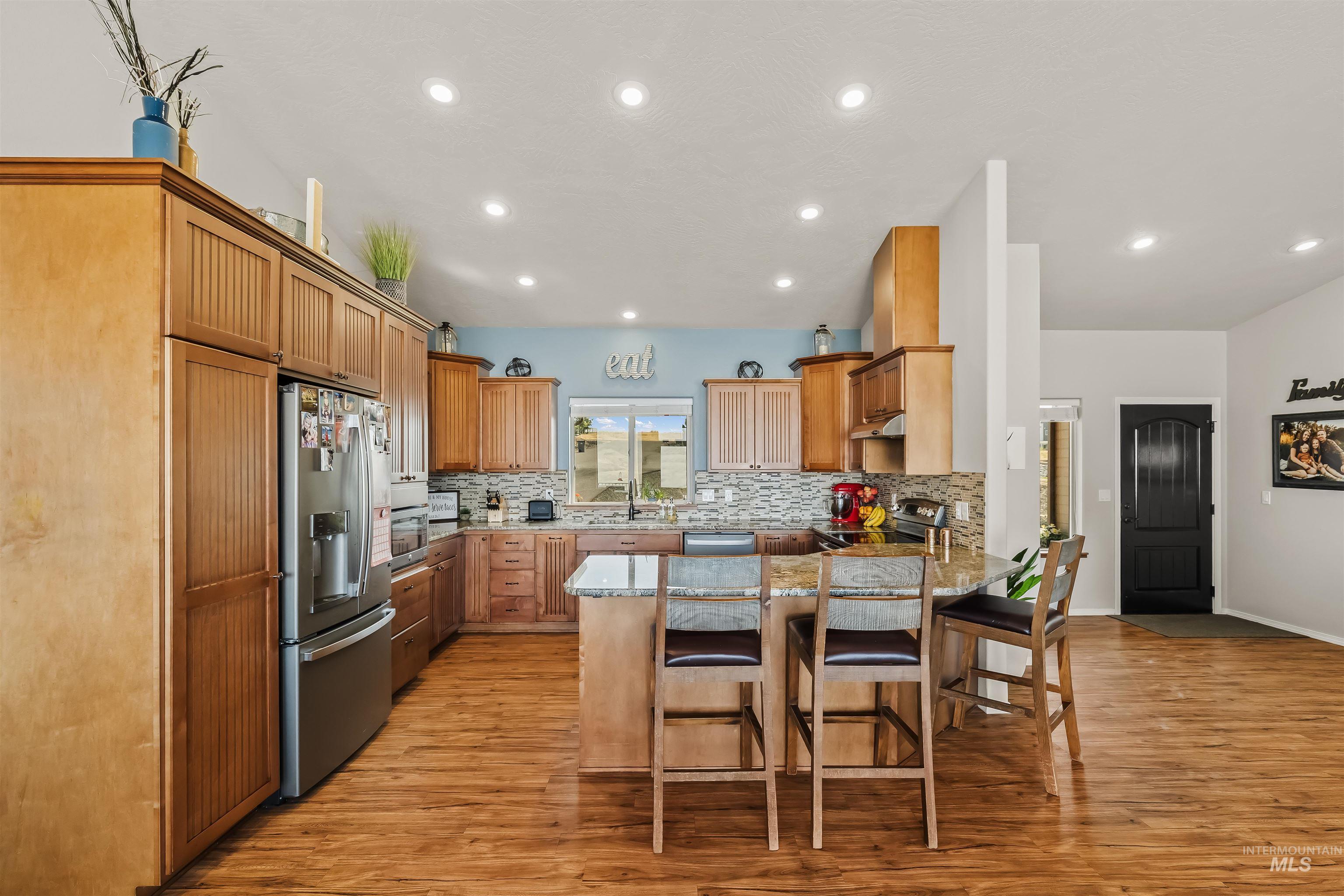 705 Talons Ct