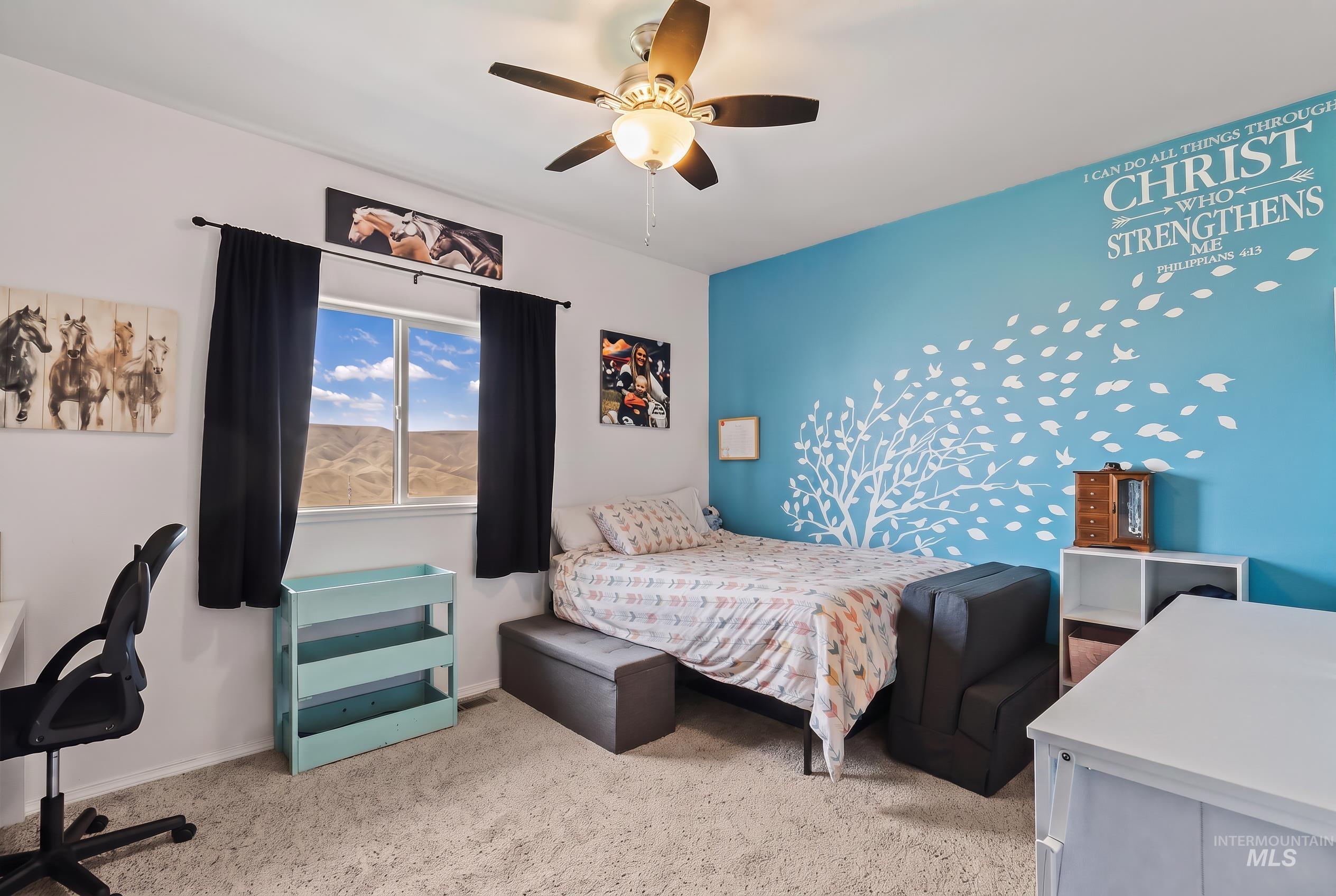 705 Talons Ct
