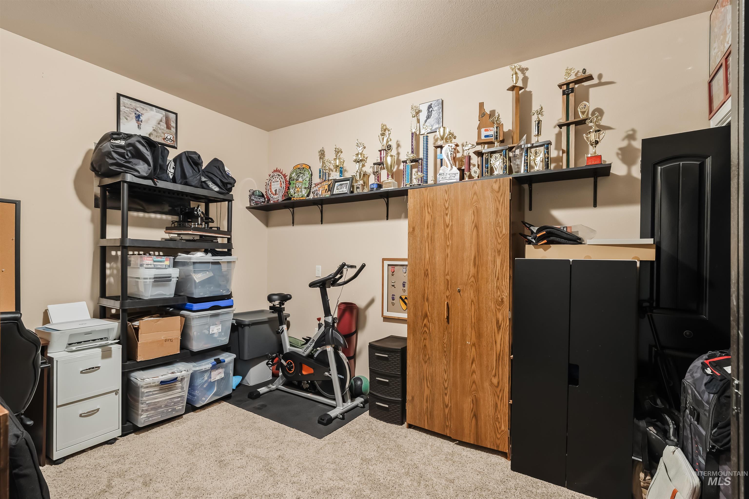 705 Talons Ct