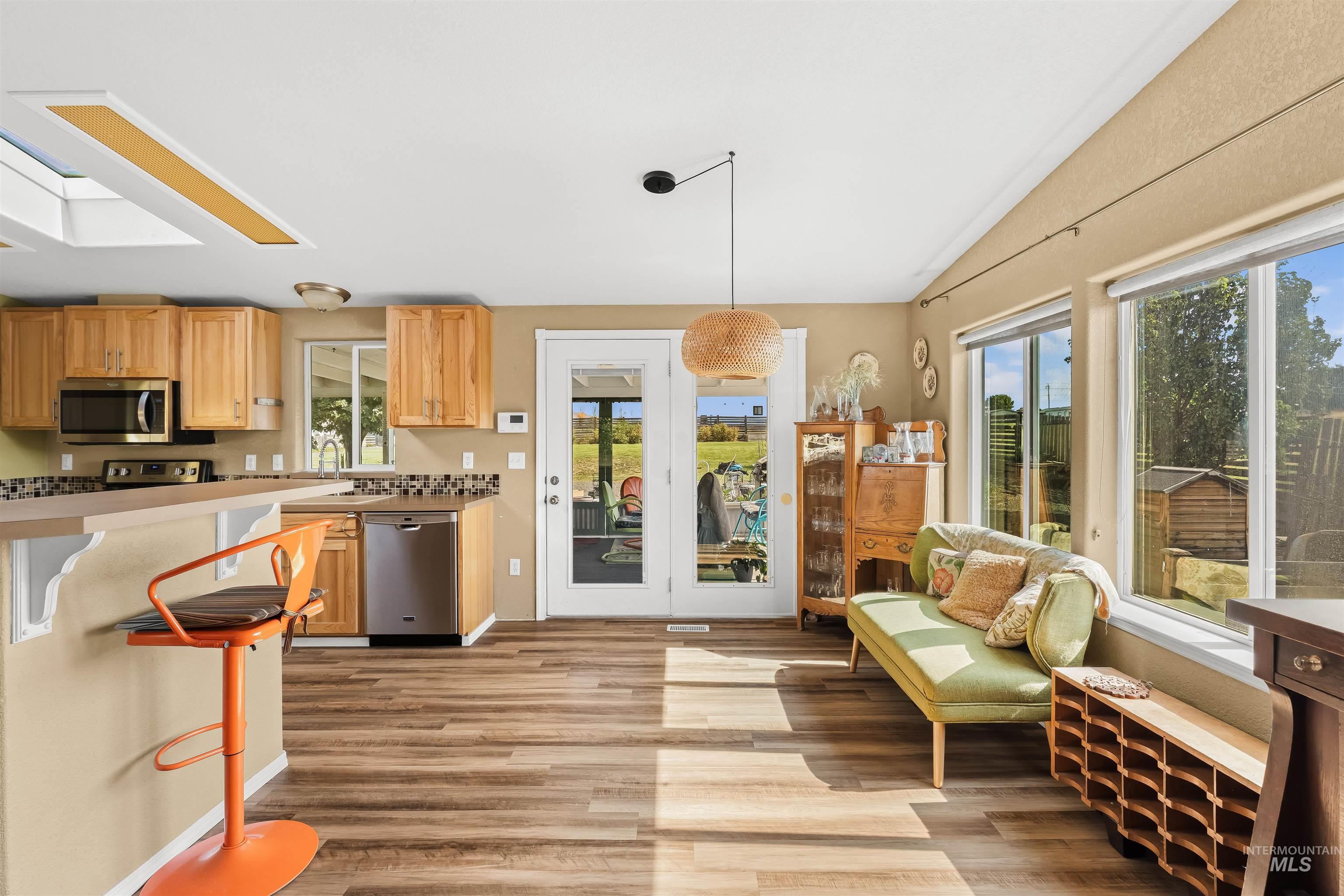 1057 Redhawk Dr