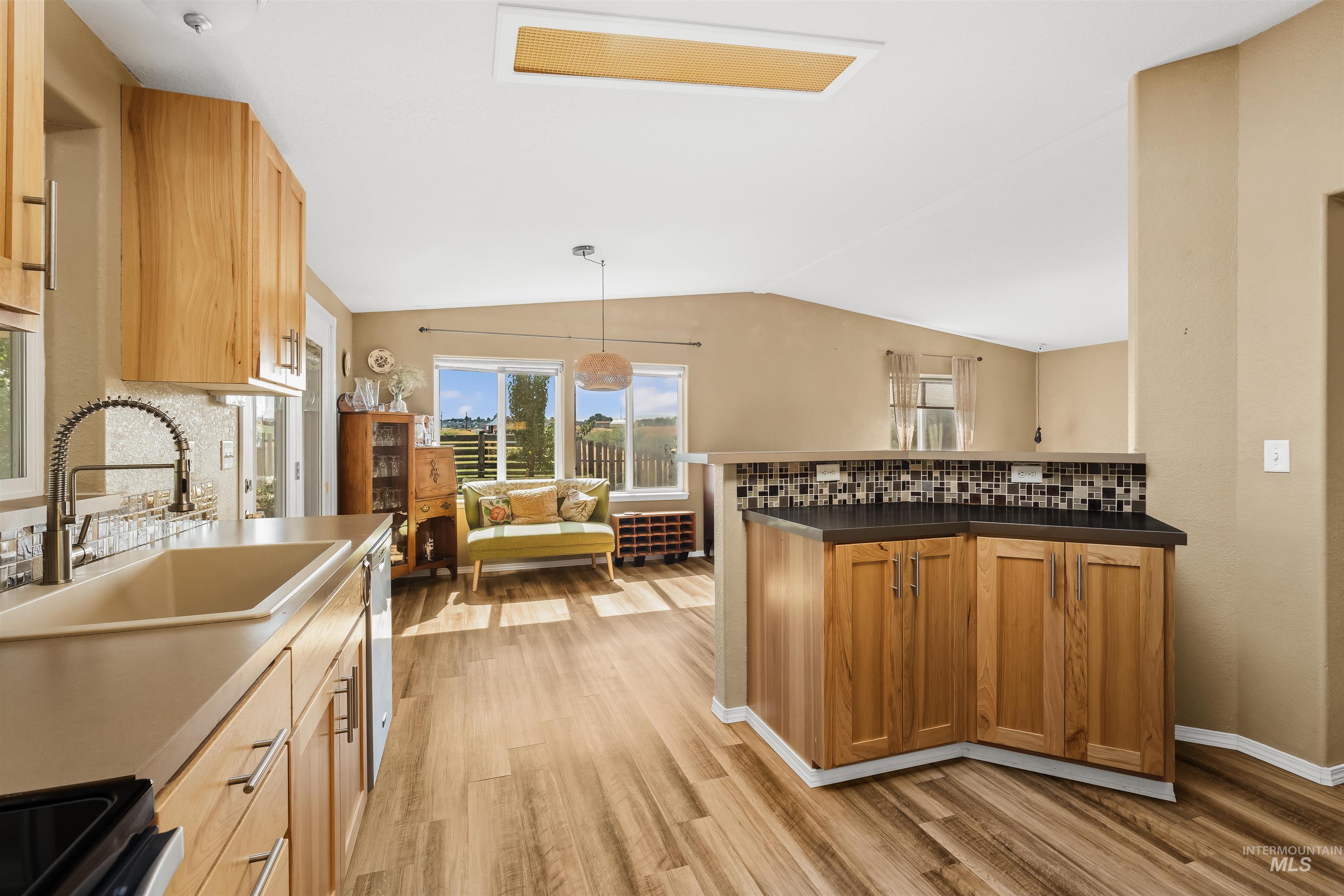 1057 Redhawk Dr
