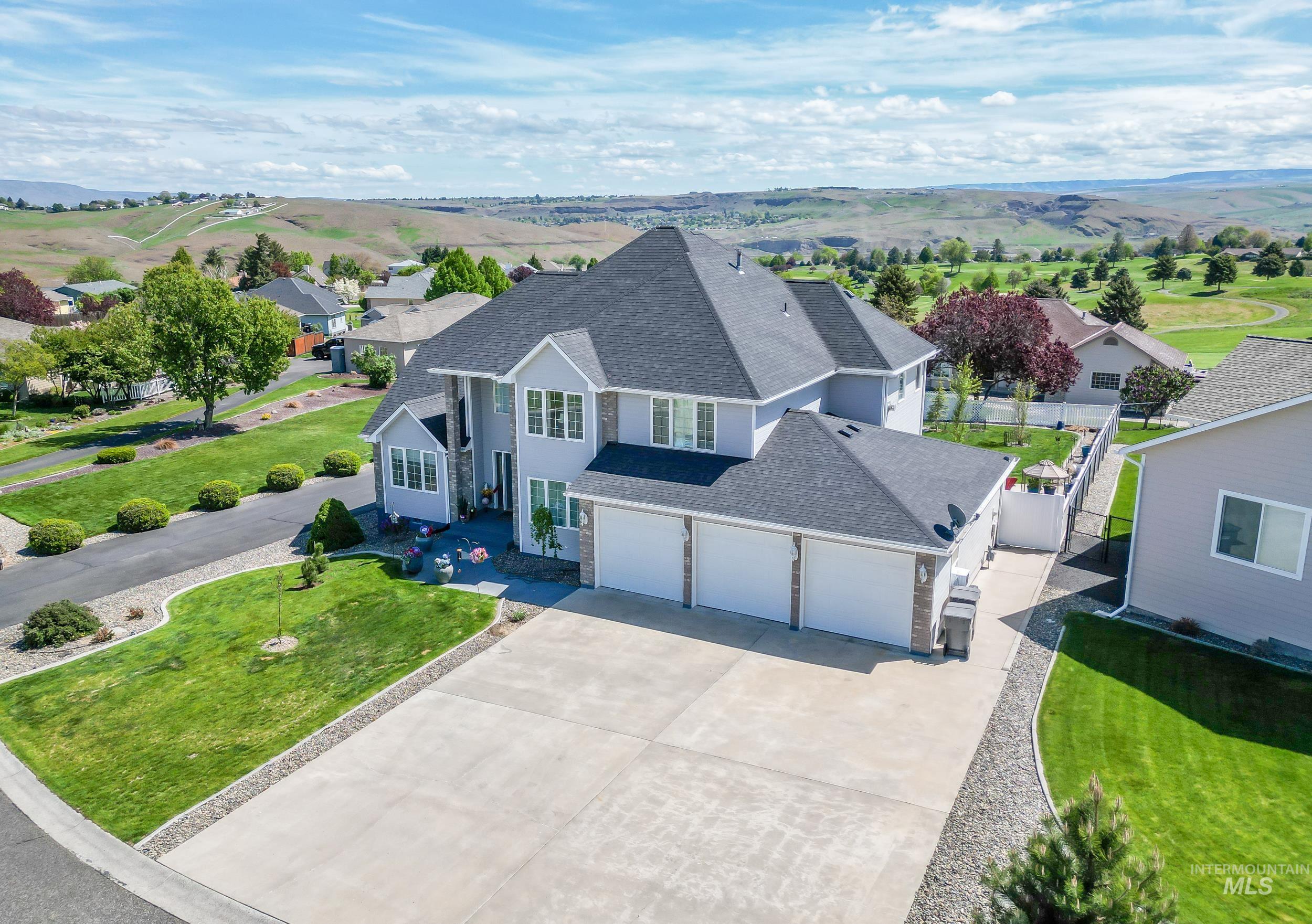 3535 Quailridge Dr