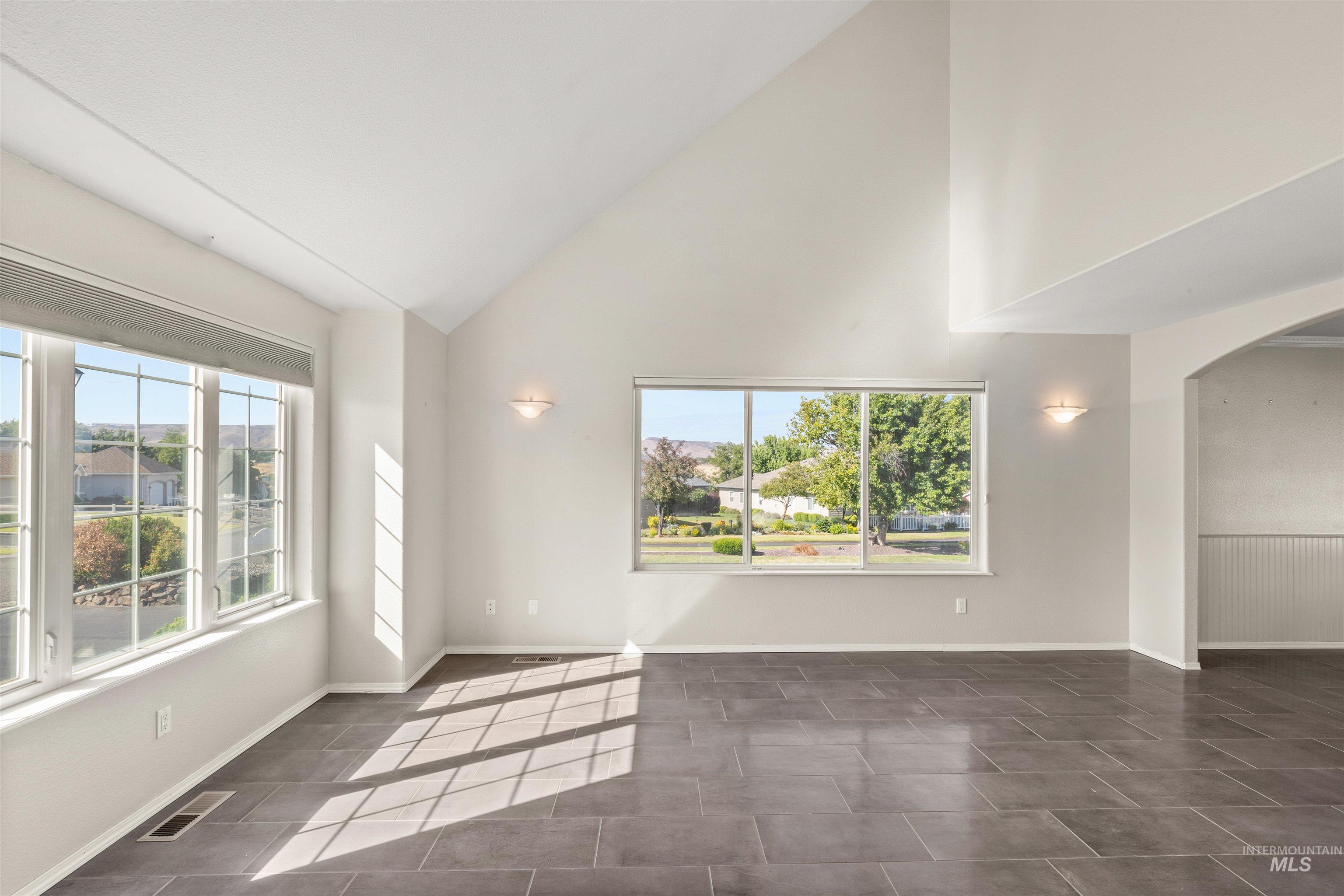 3535 Quailridge Dr