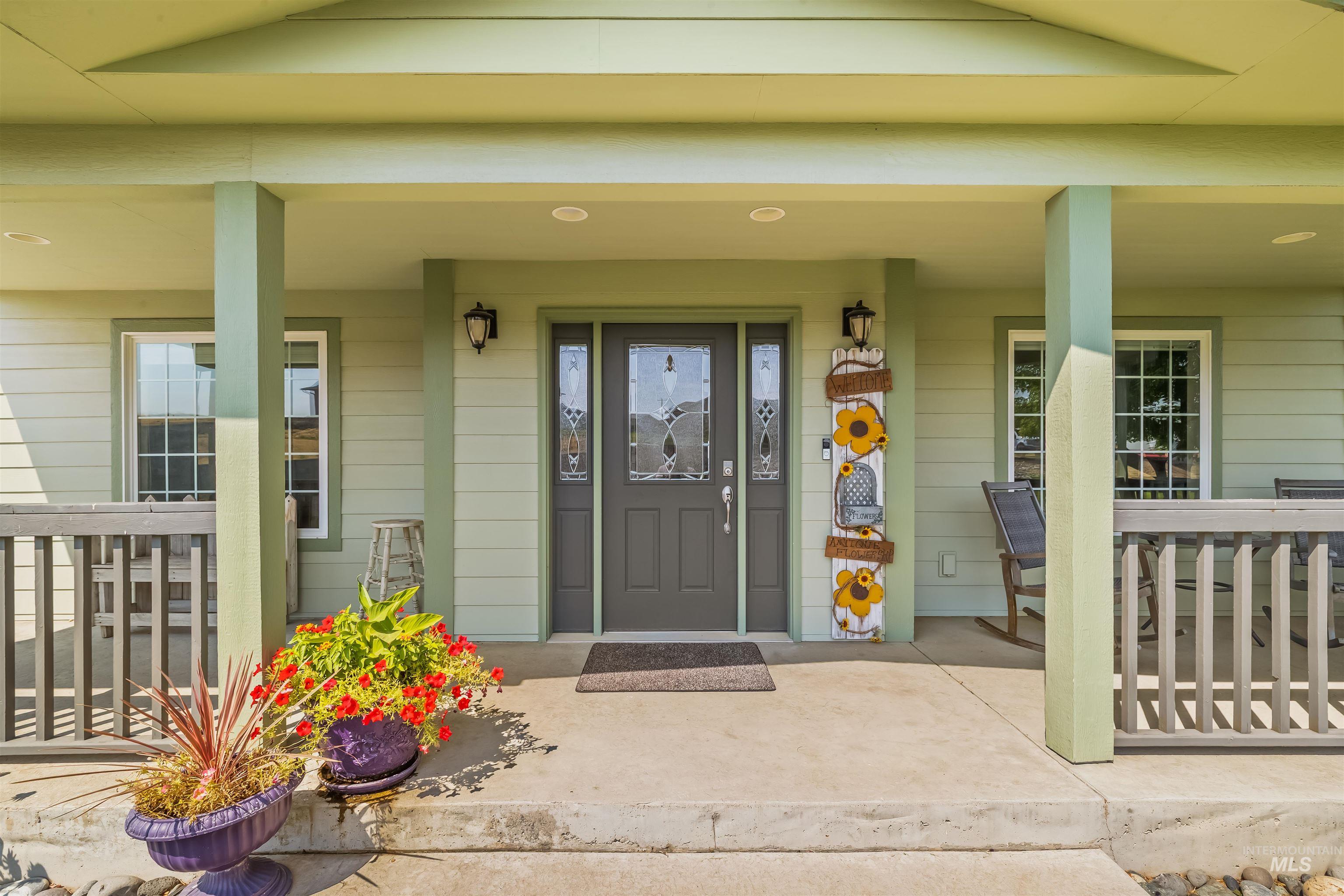 718 Talons Court