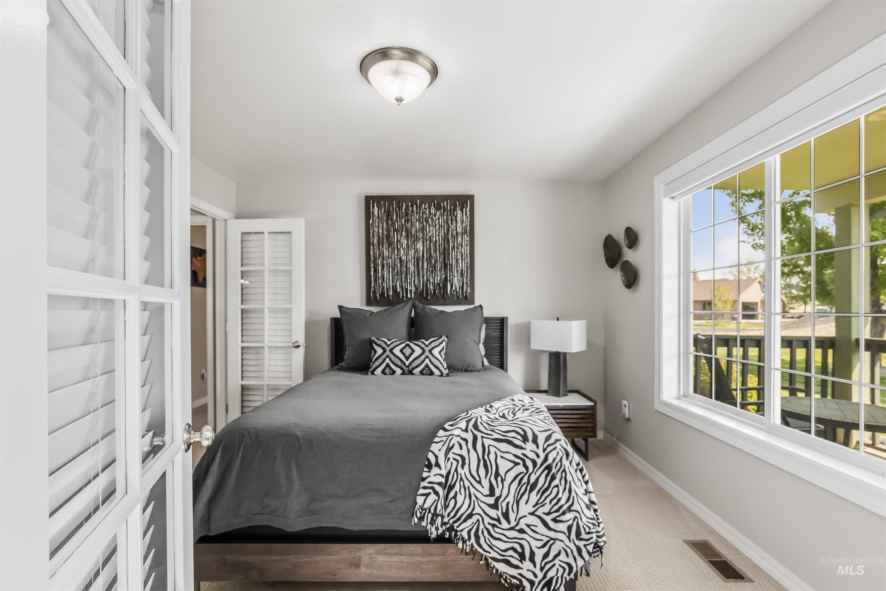 718 Talons Court