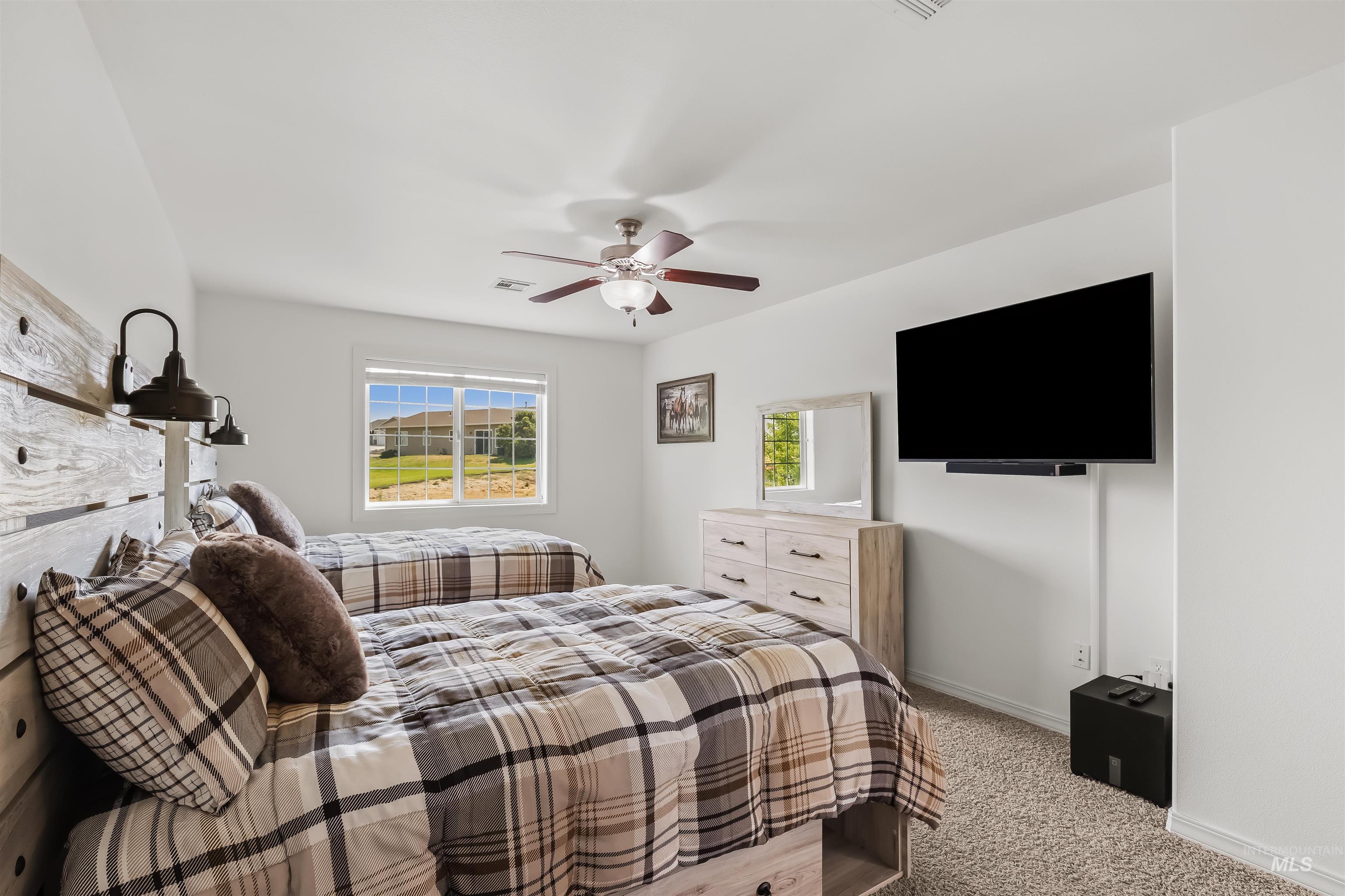 718 Talons Court