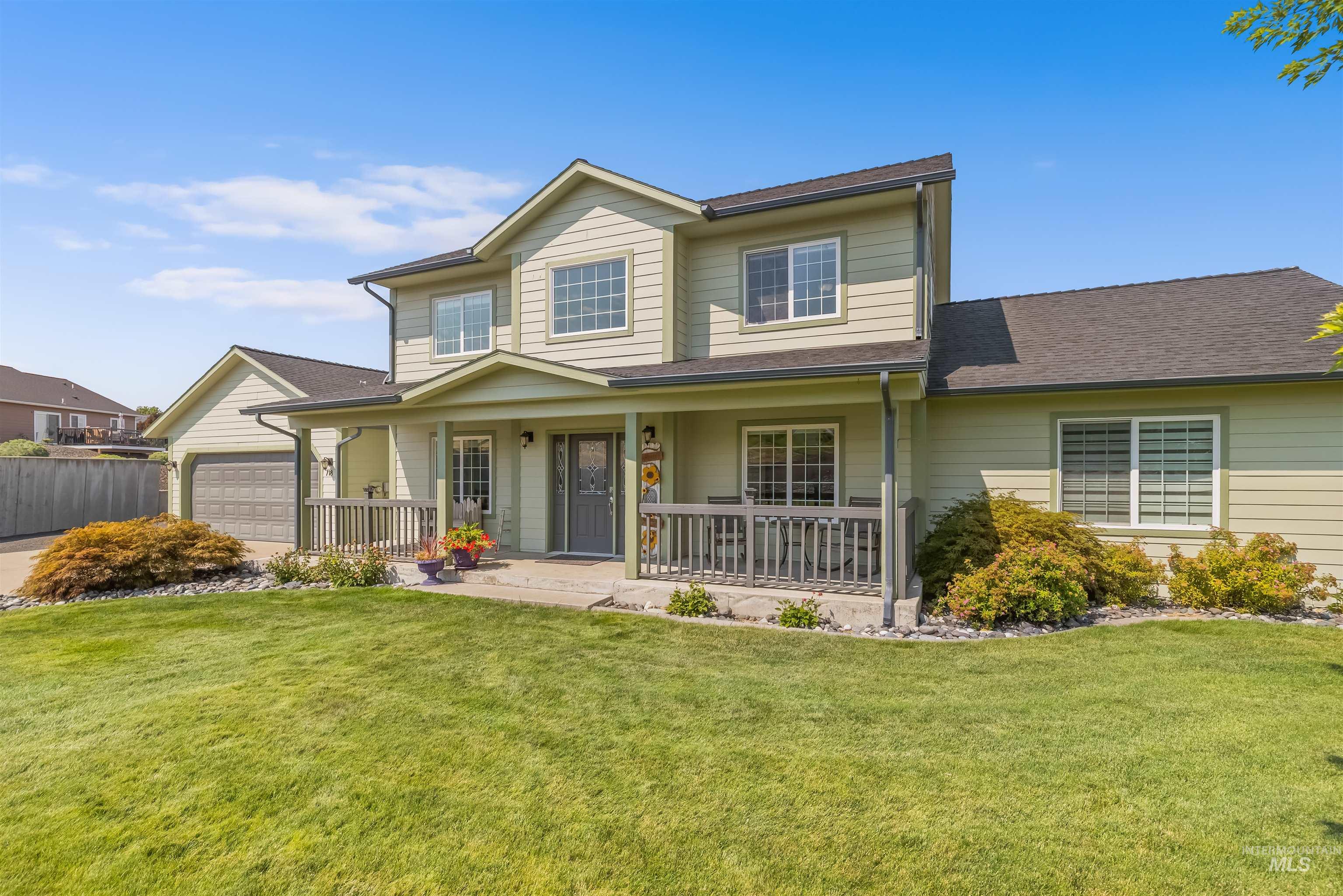 718 Talons Court
