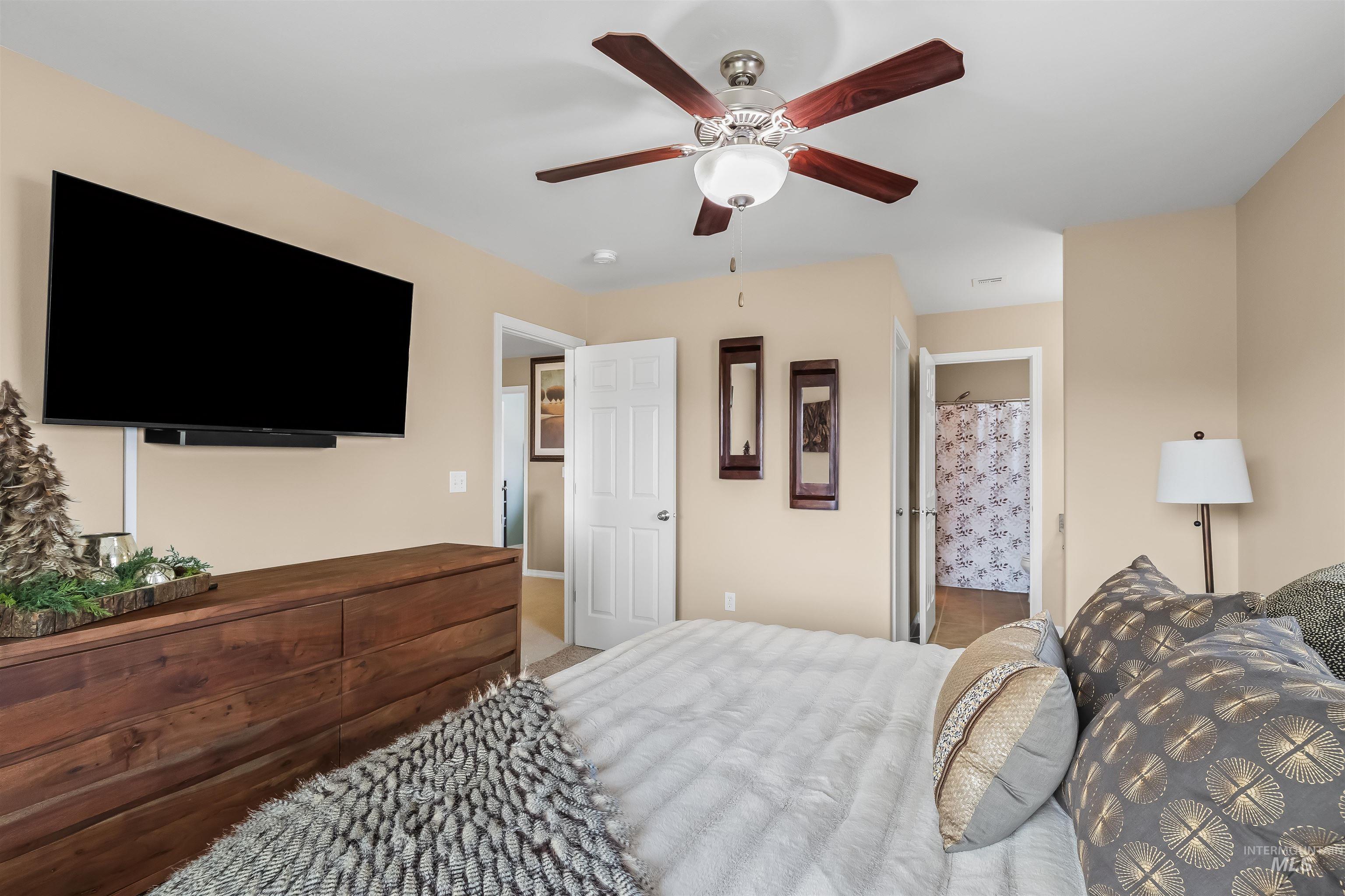 718 Talons Court