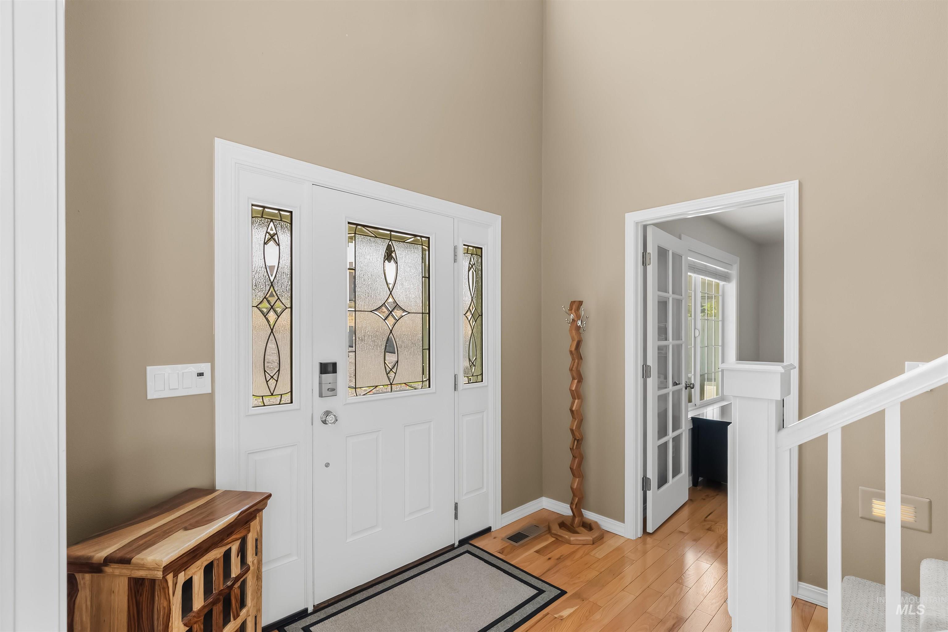 718 Talons Court
