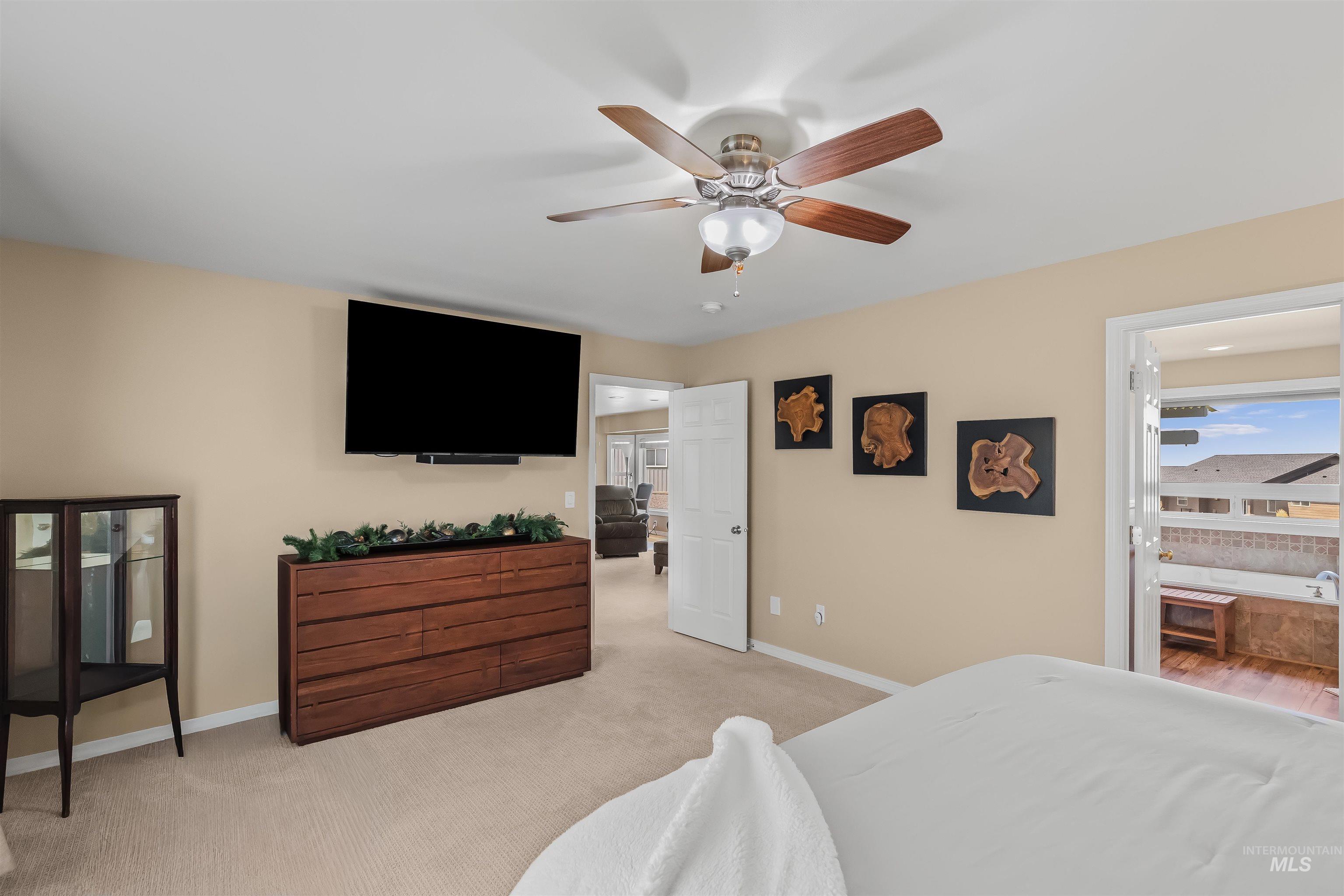 718 Talons Court
