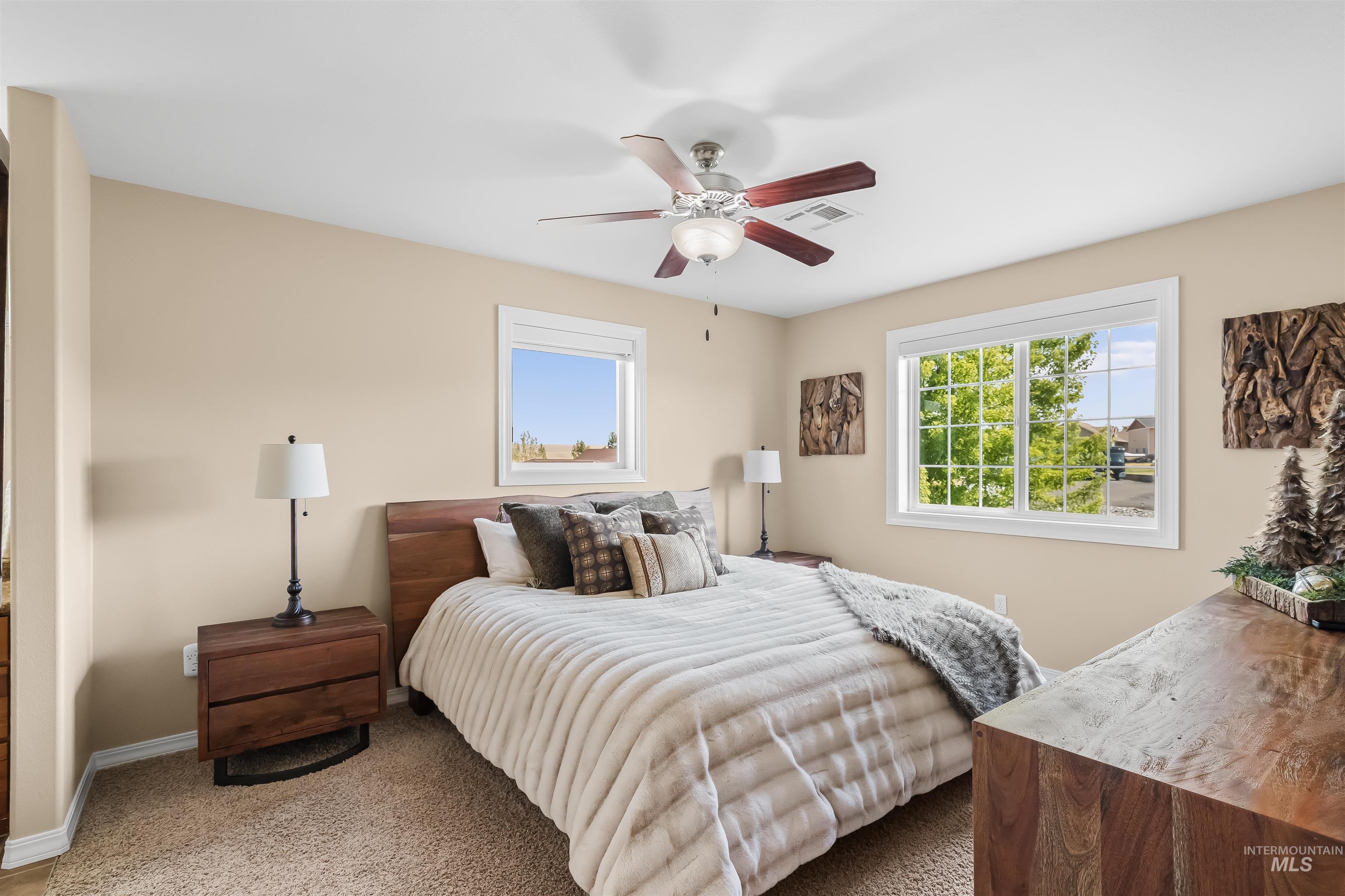 718 Talons Court
