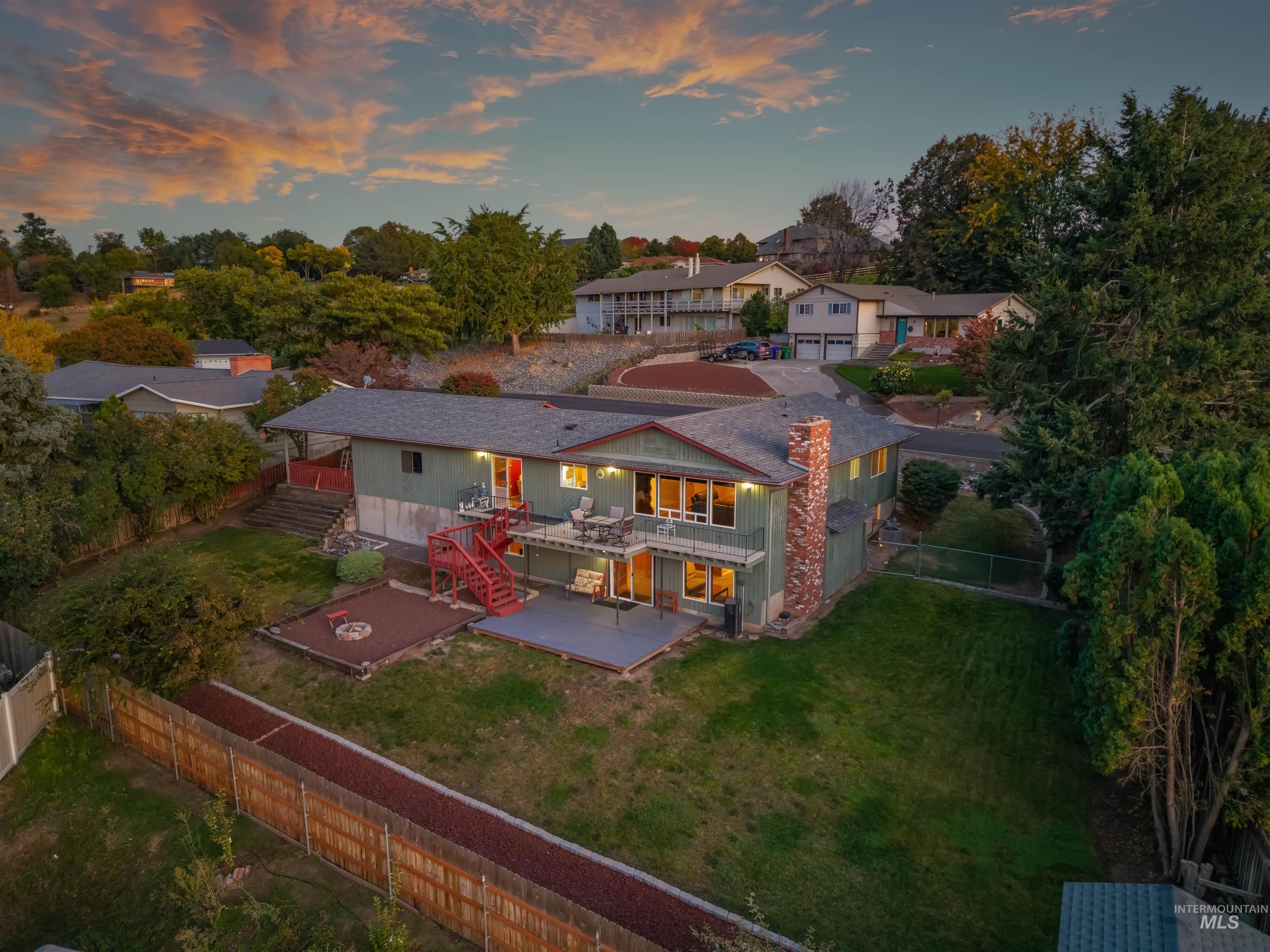 3016 Mayfair Ridge