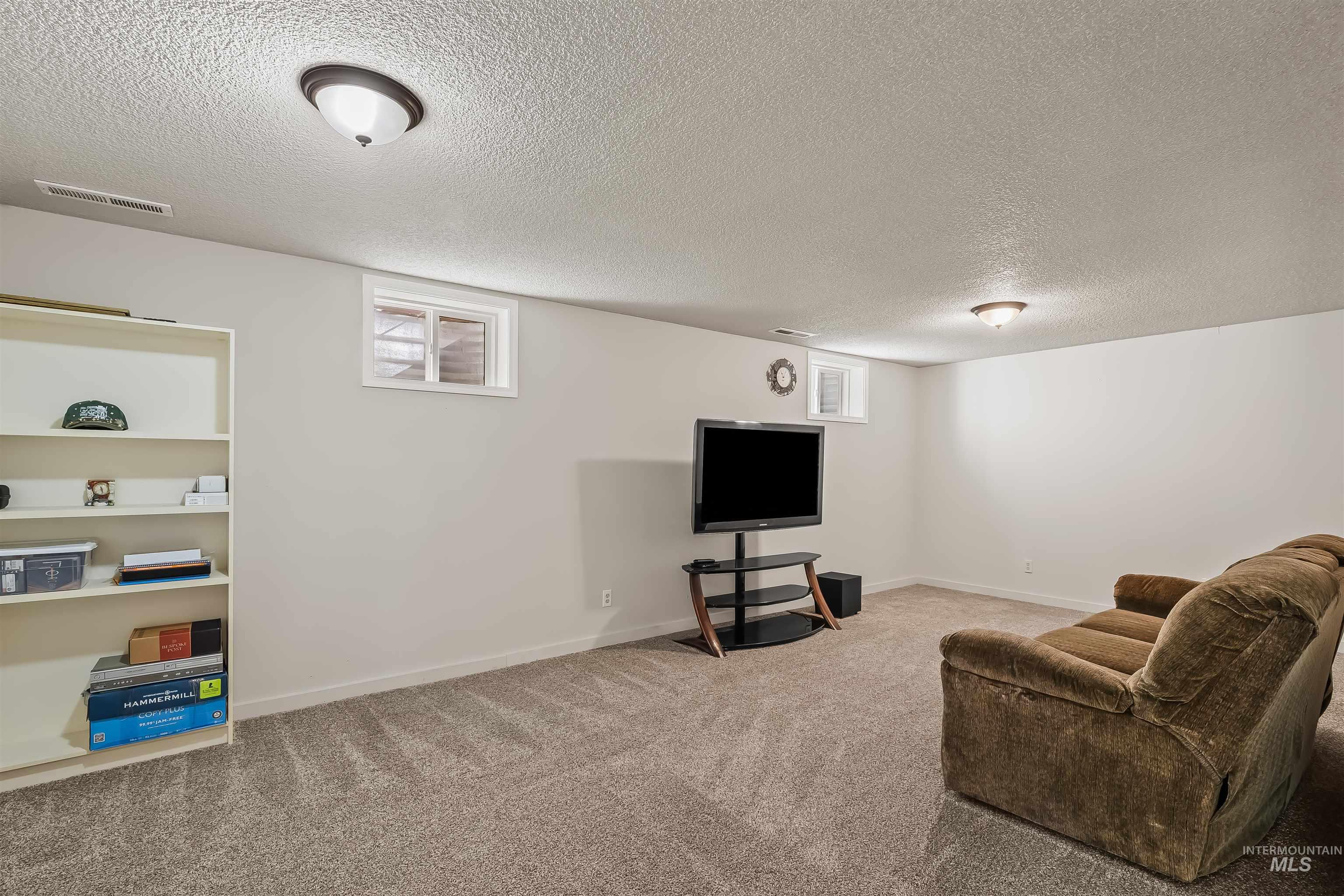 3016 Mayfair Ridge