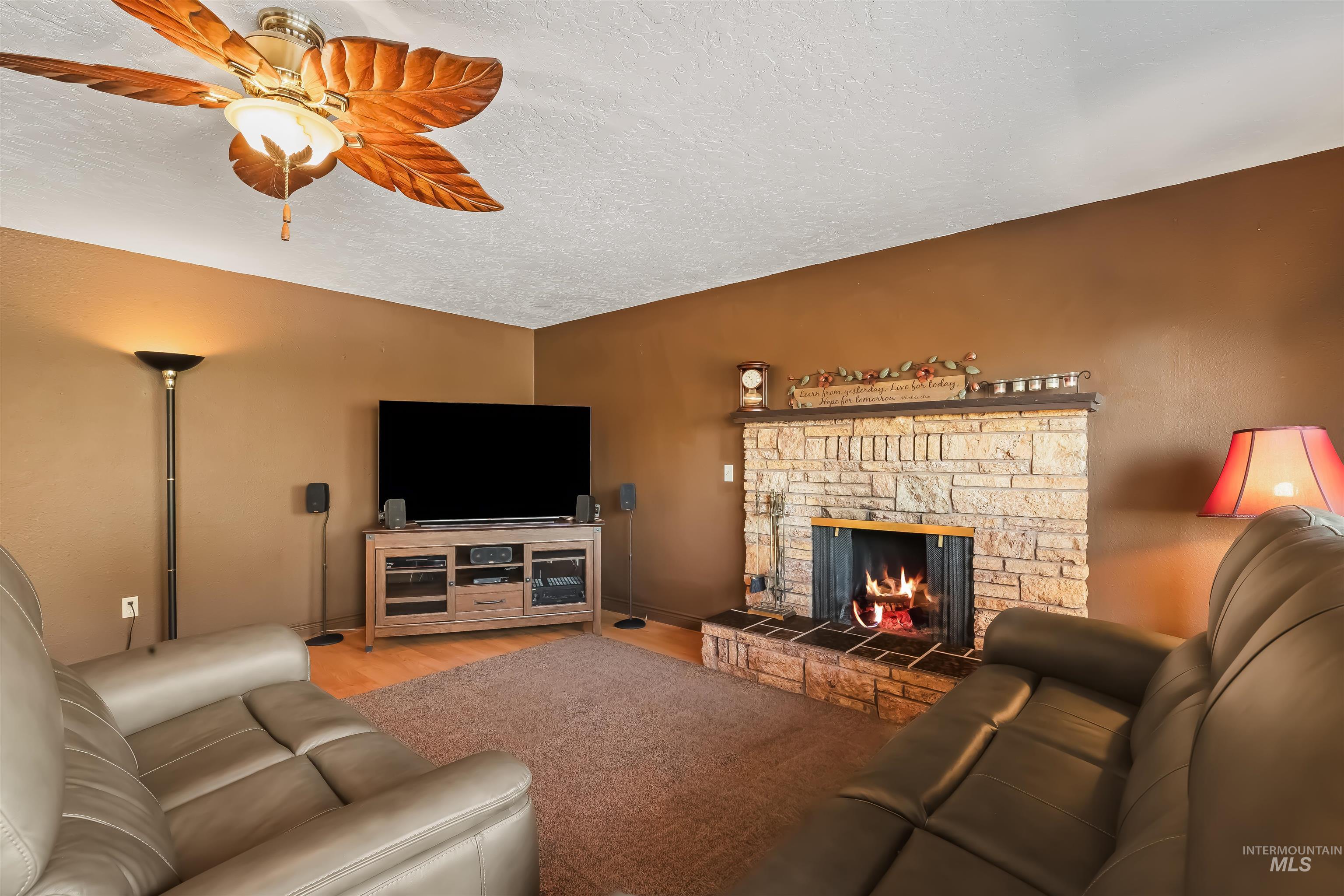 3016 Mayfair Ridge