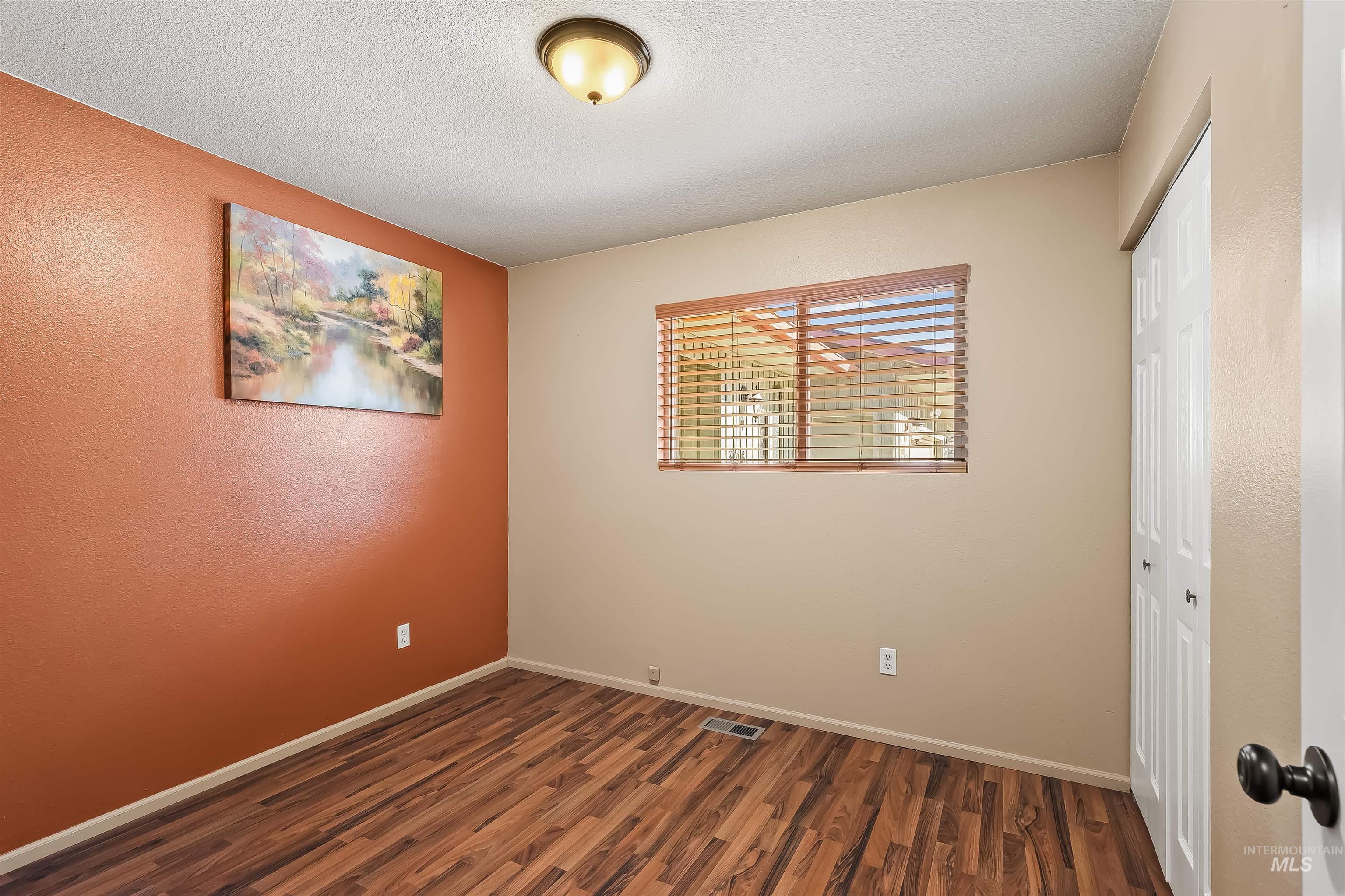 3016 Mayfair Ridge