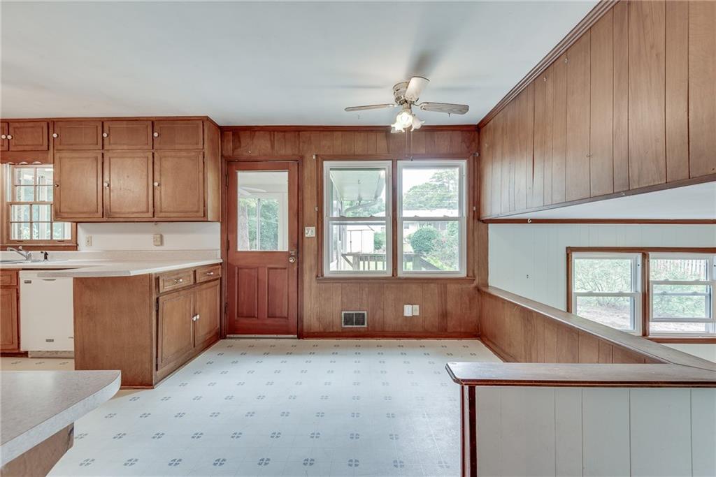 3830 Leander Court