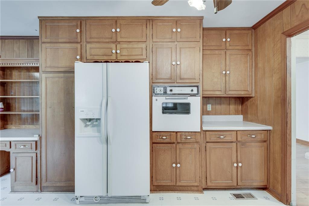 3830 Leander Court