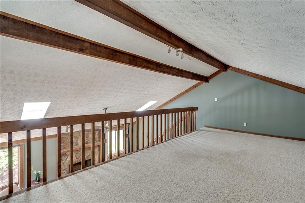 2736 Peachtree Walk