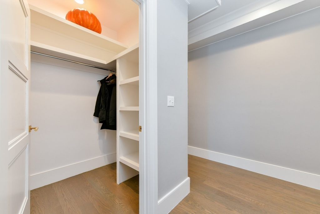 377 W 1st St # 9