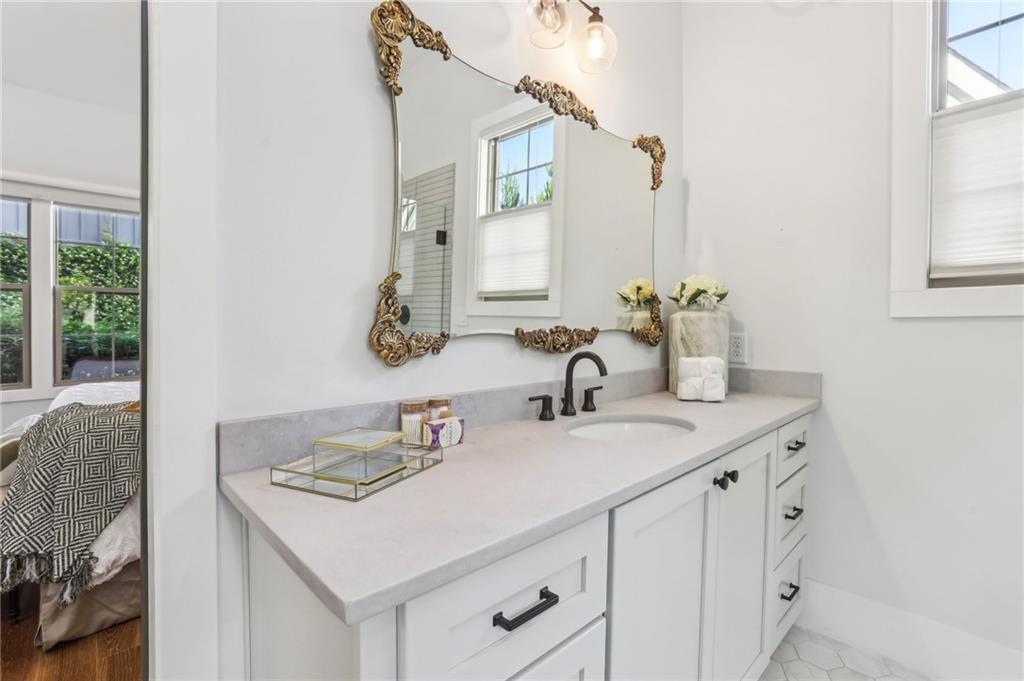 190 Arbor Garden Circle