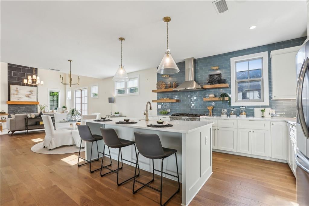 190 Arbor Garden Circle