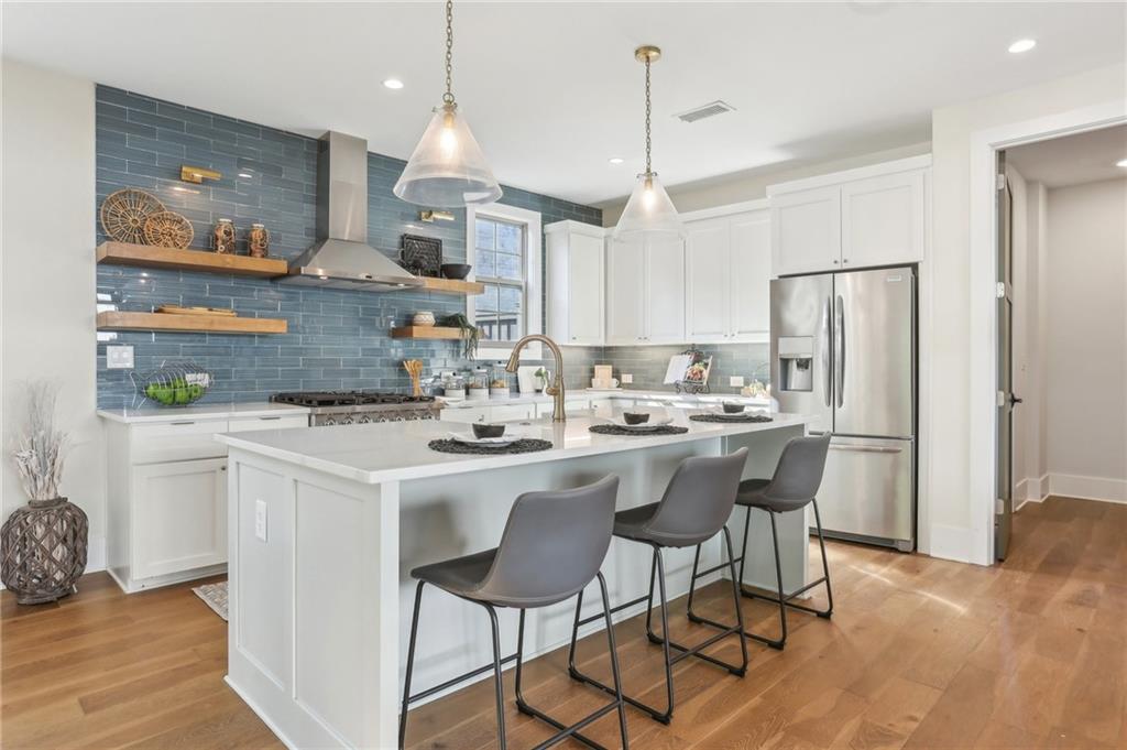 190 Arbor Garden Circle