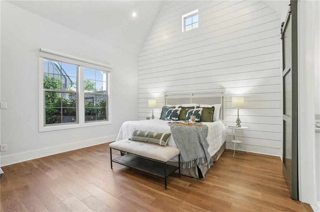190 Arbor Garden Circle