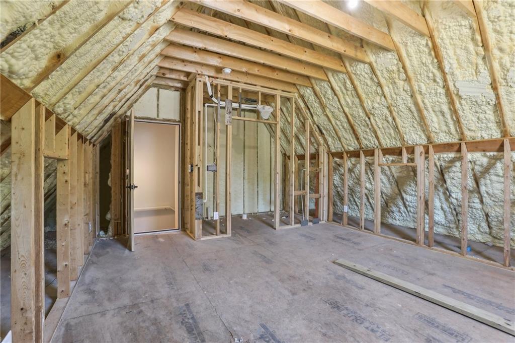 190 Arbor Garden Circle