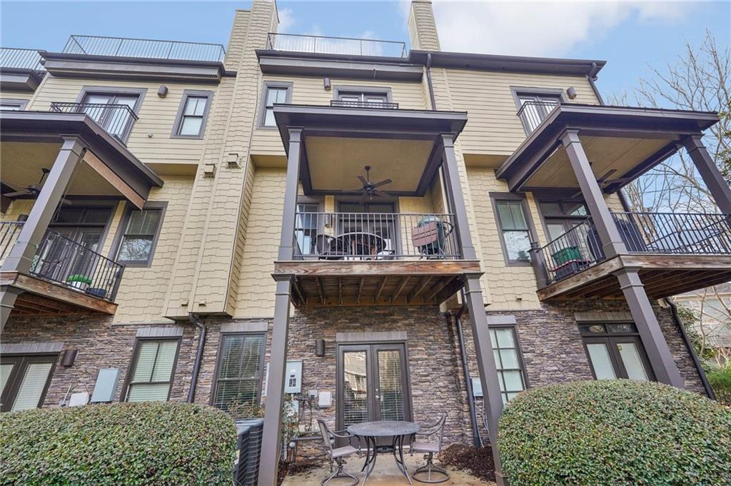 255 Southerland Terrace NE Unit 207