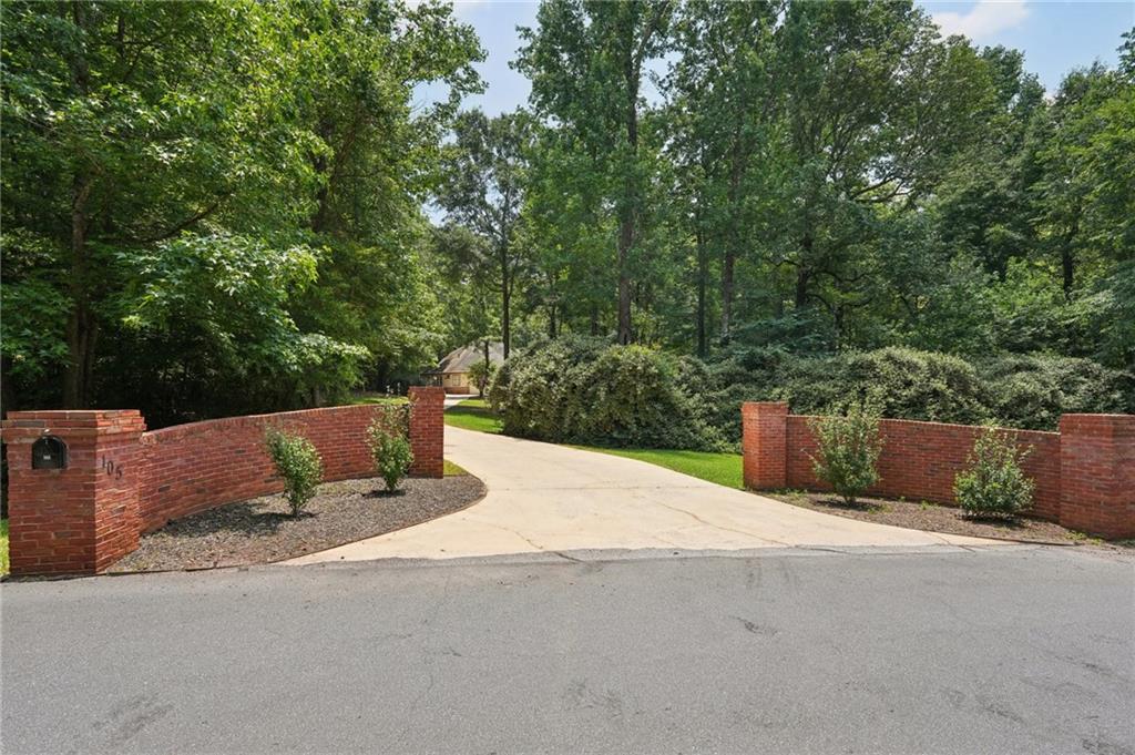 105 Postwood Drive