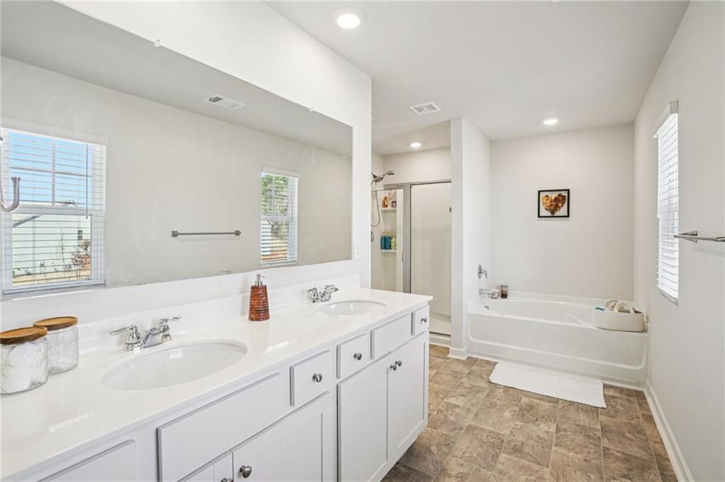 5223 Mourning Dove Way SW