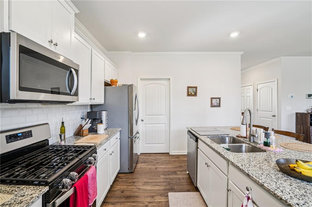 5223 Mourning Dove Way SW